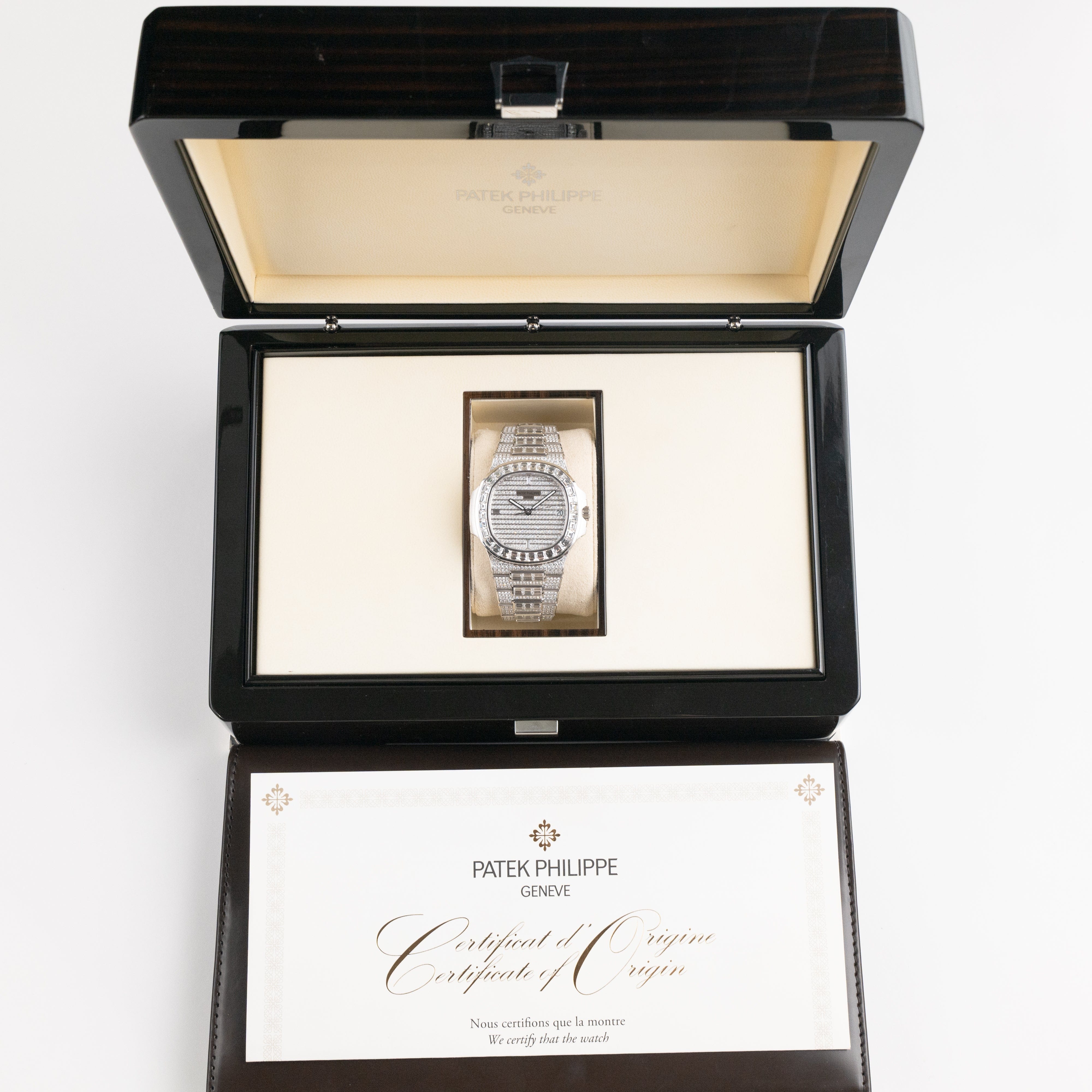 Nautilus White Gold Diamond Pave Dial 40mm Product Image 10