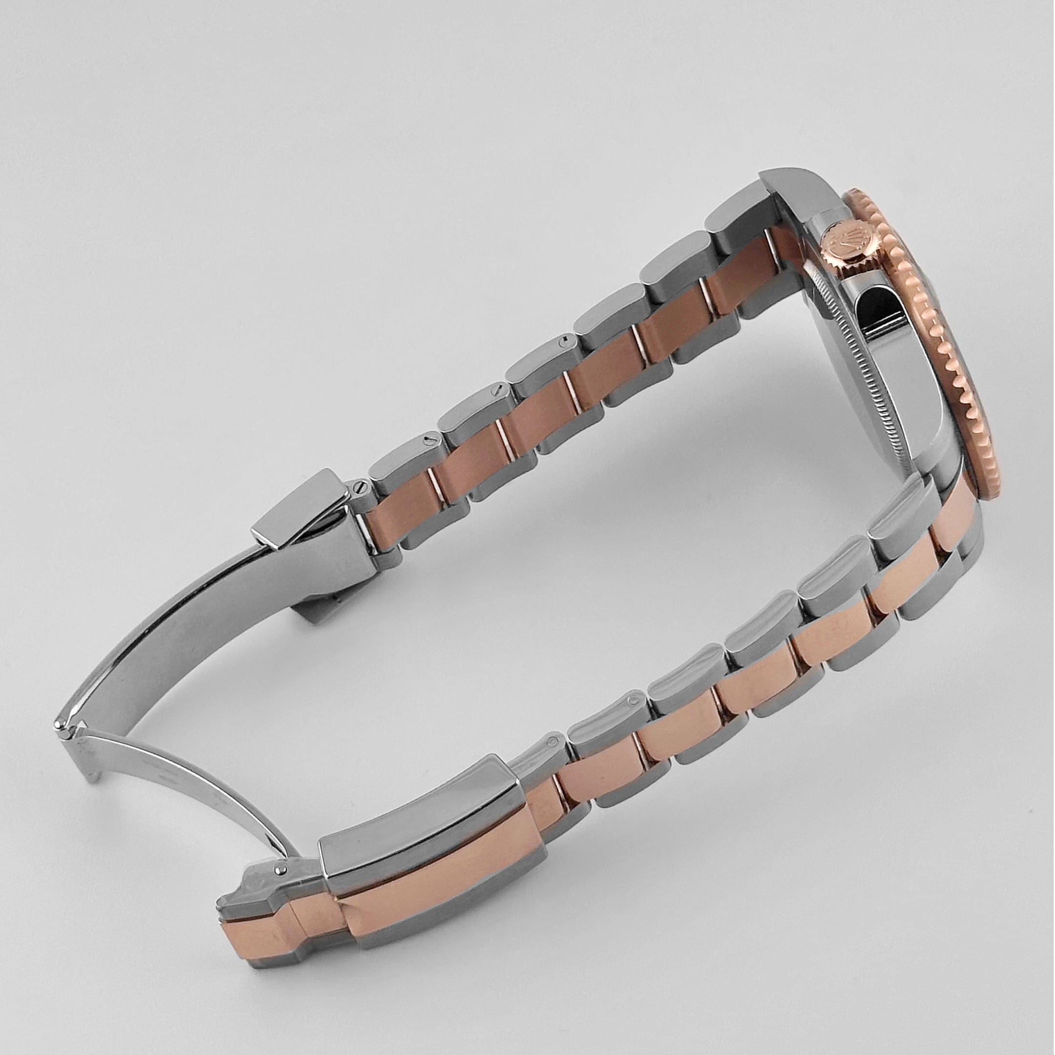 GMT-Master II "Rootbeer" Rose Gold & Steel Black Dial 40mm Product Image 6
