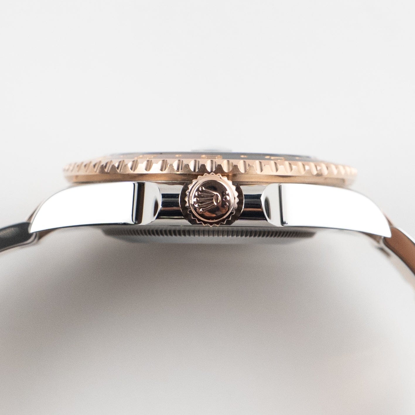 GMT-Master II "Rootbeer" Rose Gold & Steel Black Dial 40mm Product Image 4