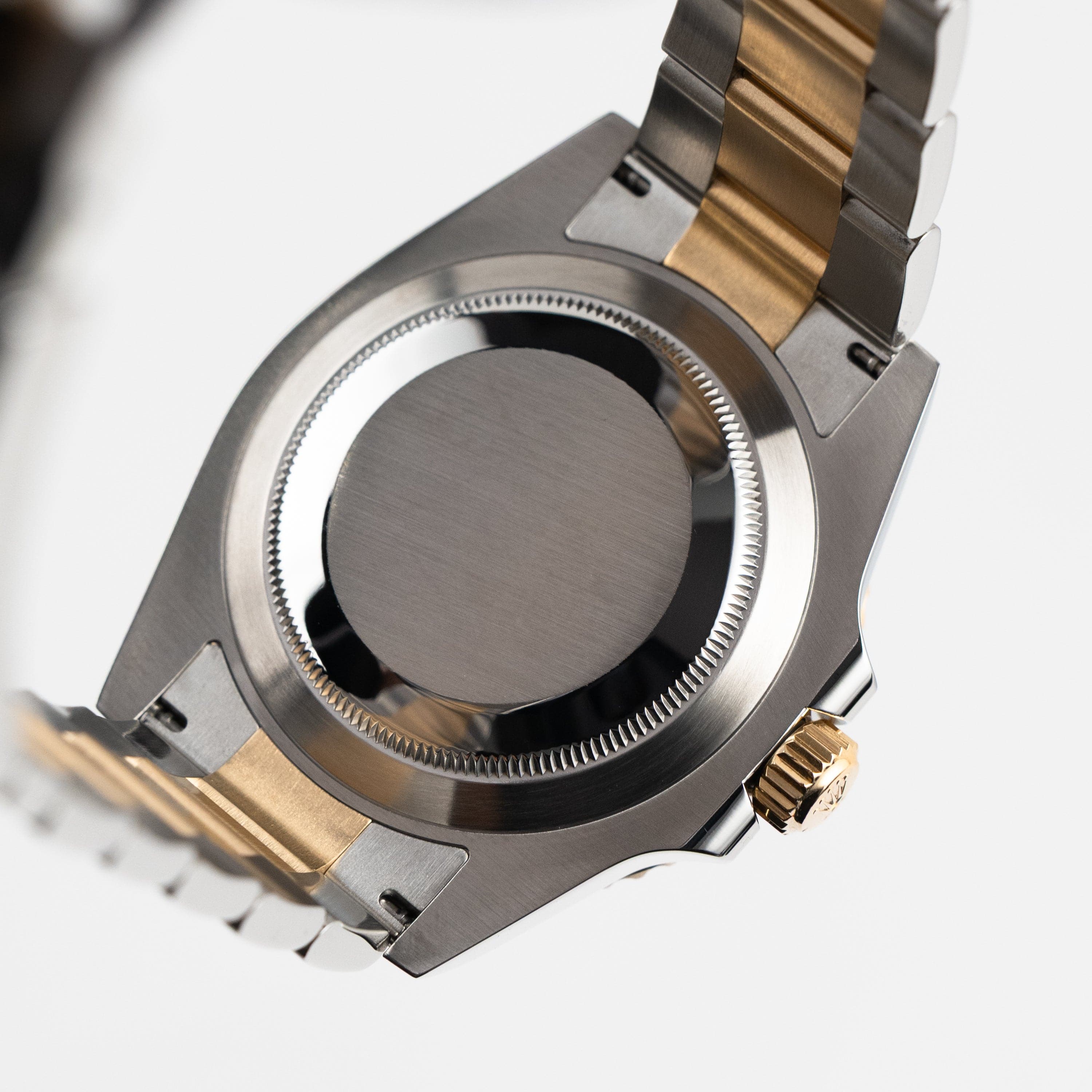 Submariner Date Yellow Gold & Steel Blue Dial 41mm Product Image 9