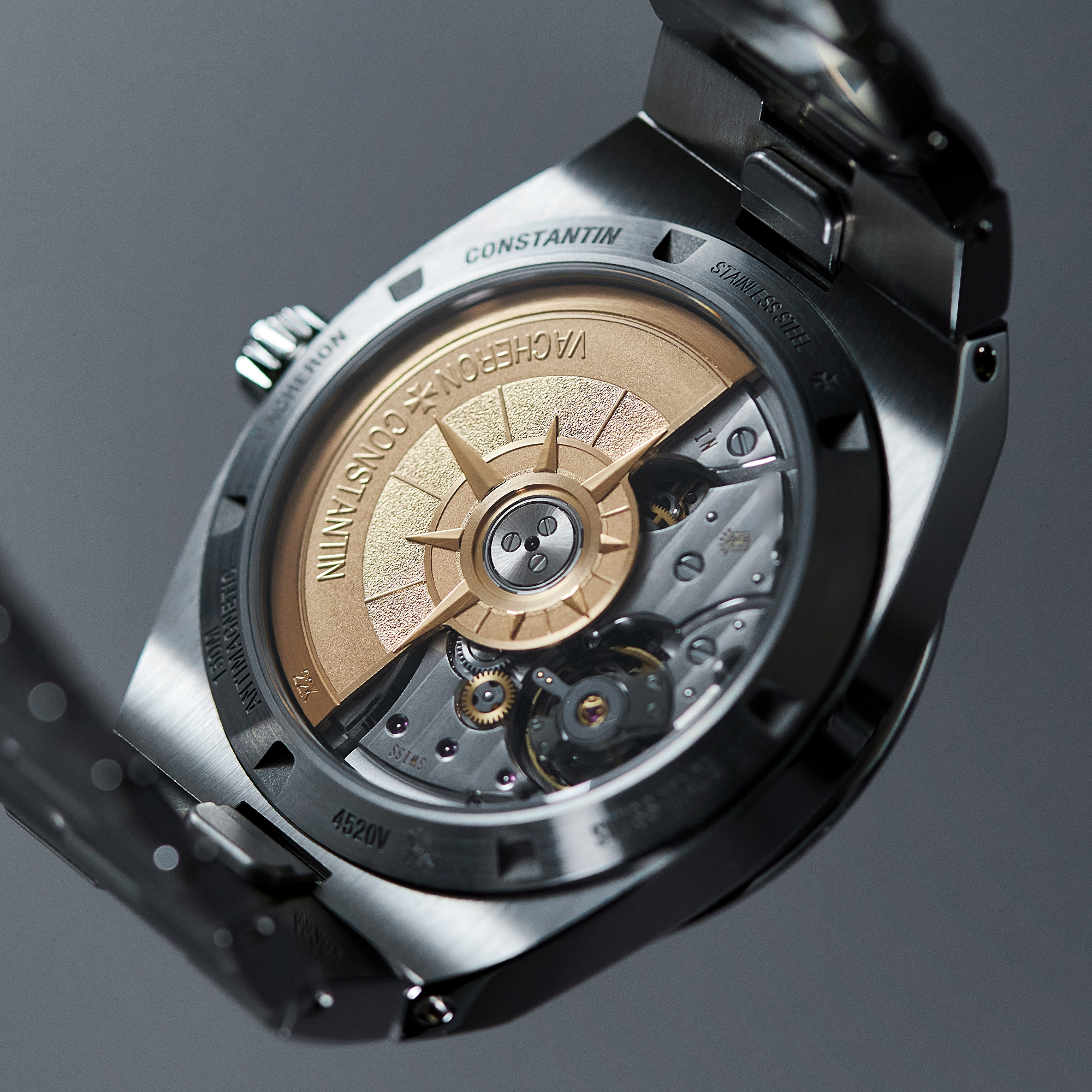 Overseas Date Steel Silver Dial 41mm Product Image 16