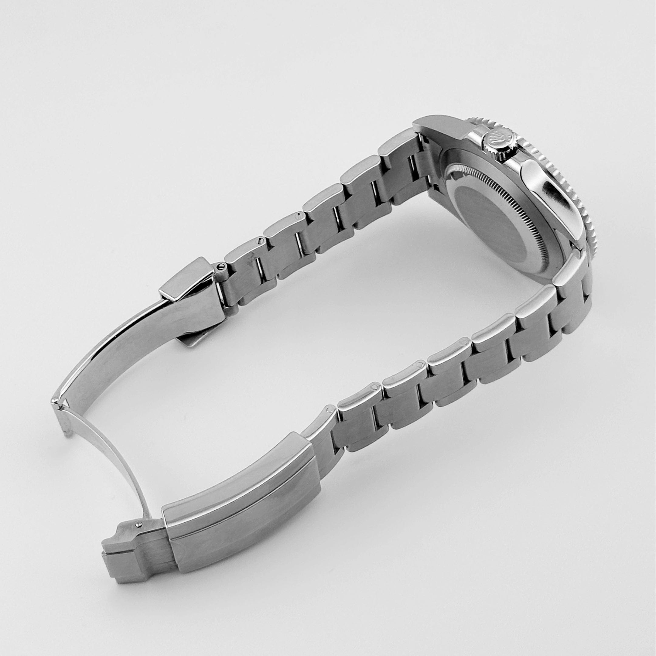 Submariner Date Steel Green Dial "Hulk" 40mm Product Image 6