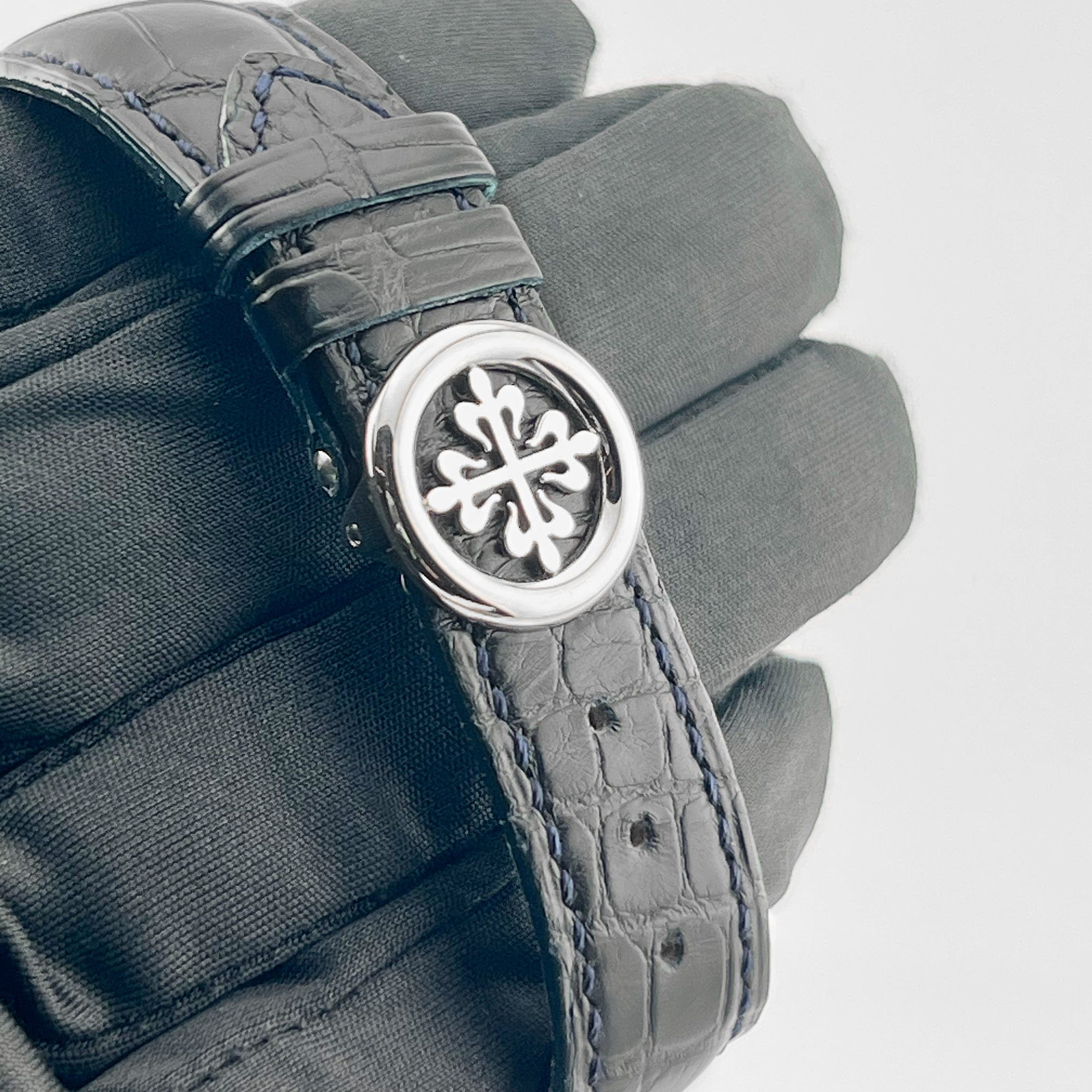 Complications Chronograph Platinum Blue Dial 42mm Product Image 9