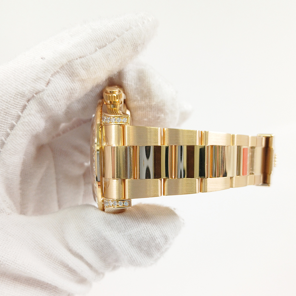 Daytona Yellow Gold Diamond Champagne Dial 40mm Product Image 9