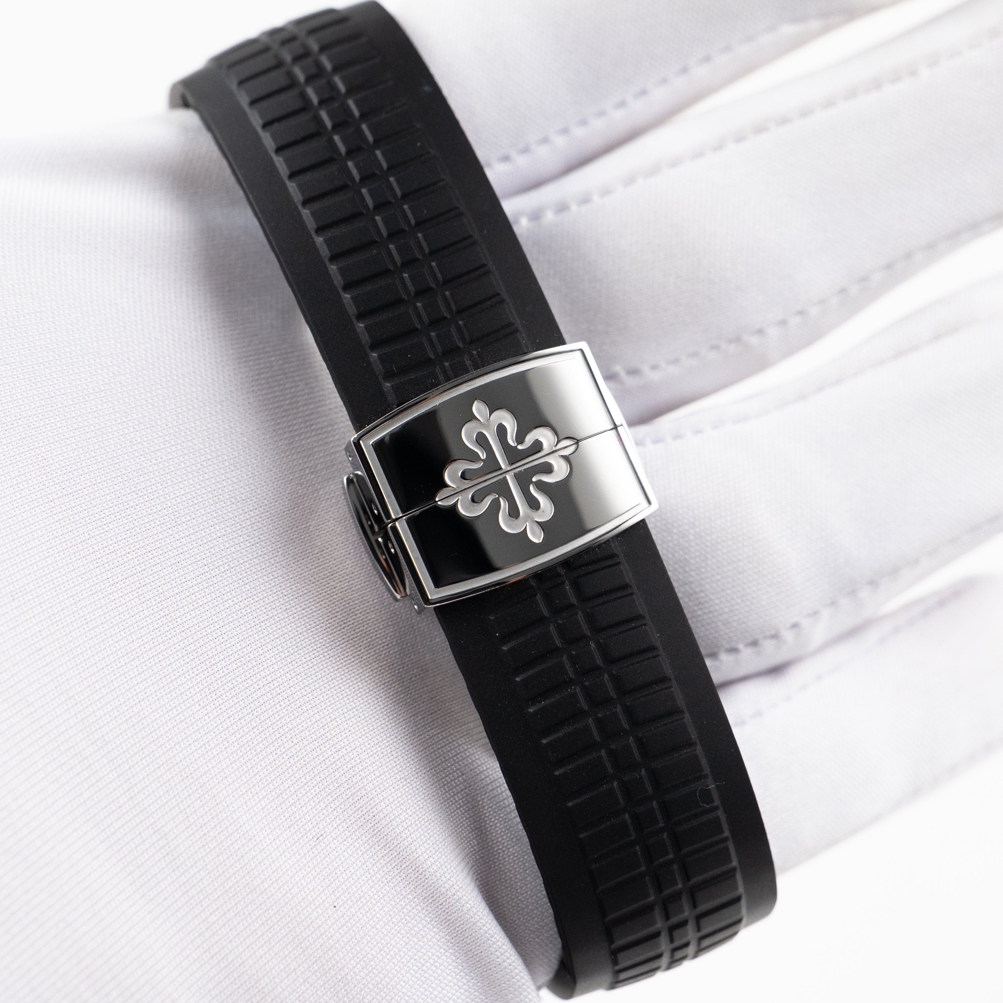 Aquanaut Travel Time Steel Black Dial 40mm Product Image 9