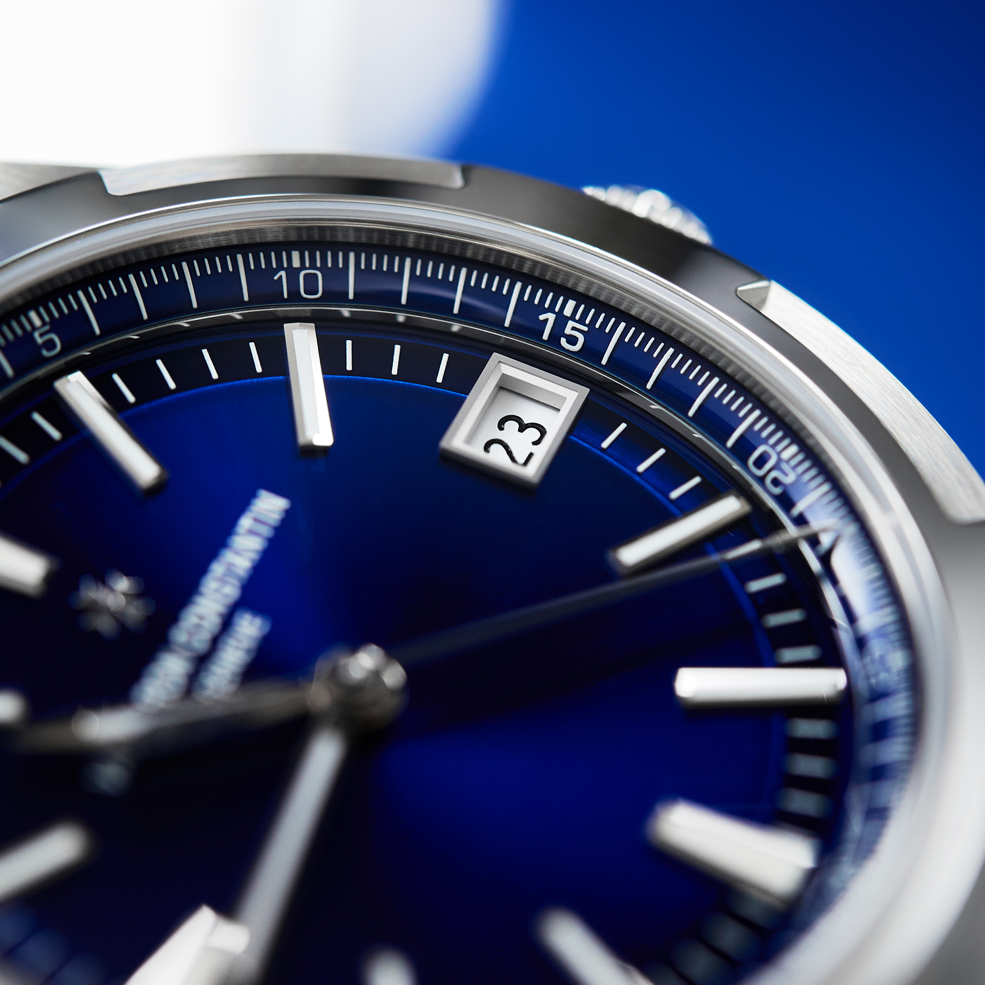 Overseas Date Steel Blue Dial 41mm Product Image 15