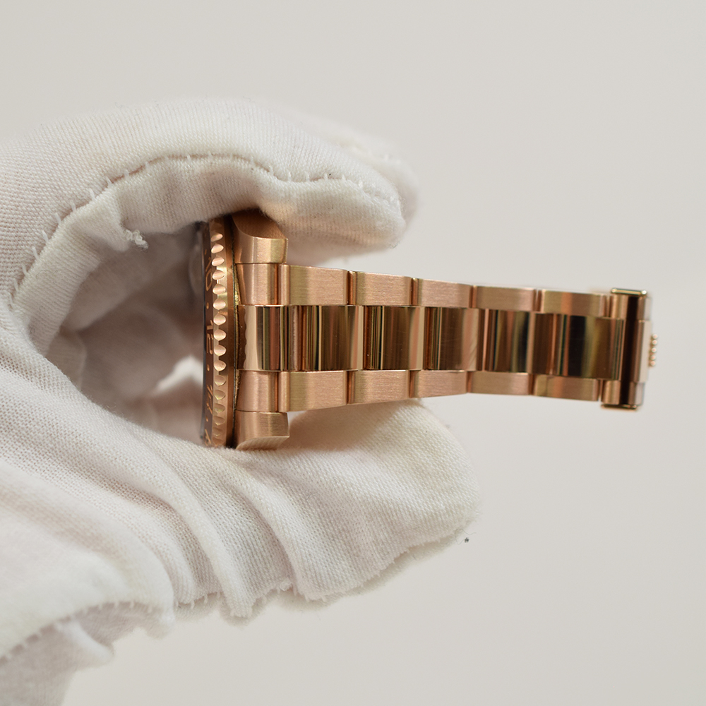 GMT-Master II "Rootbeer" Rose Gold Black Dial 40mm Product Image 9