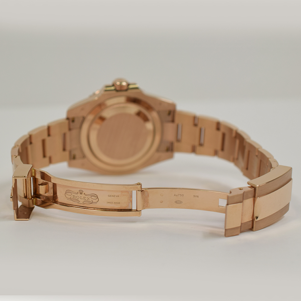 GMT-Master II "Rootbeer" Rose Gold Black Dial 40mm Product Image 4