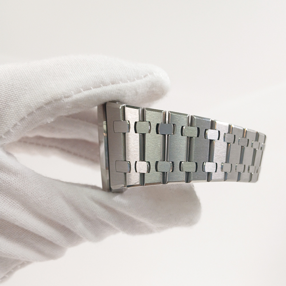 Royal Oak Steel Black Dial 39mm Product Image 9