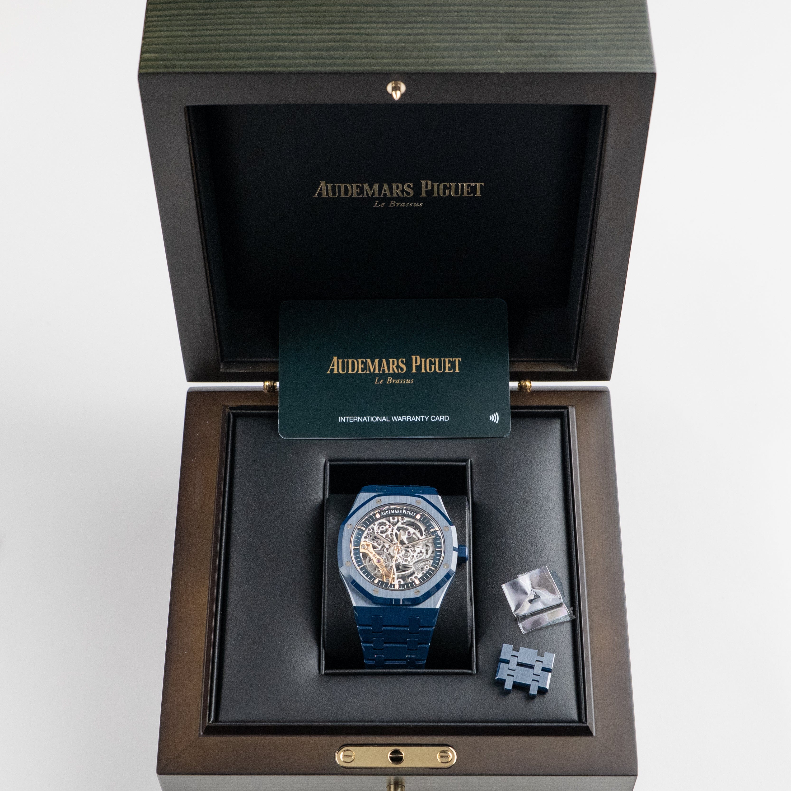 Royal Oak Double Balance Wheel Ceramic Openworked 41mm Product Image 10