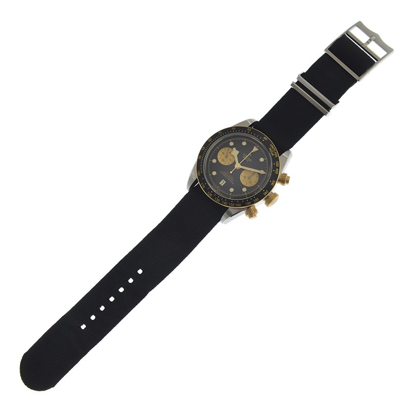 Black Bay Chronograph Yellow Gold & Steel Black Dial 41mm Product Image 3