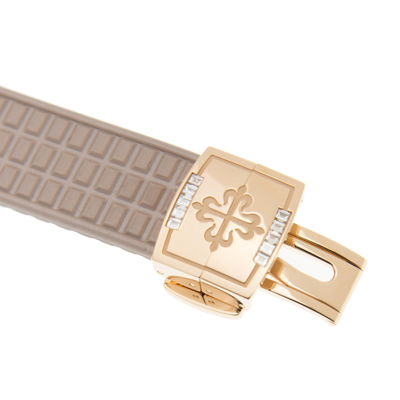 Aquanaut Luce Haute Joaillerie Rose Gold Mother of Pearl Dial 35mm Product Image 4