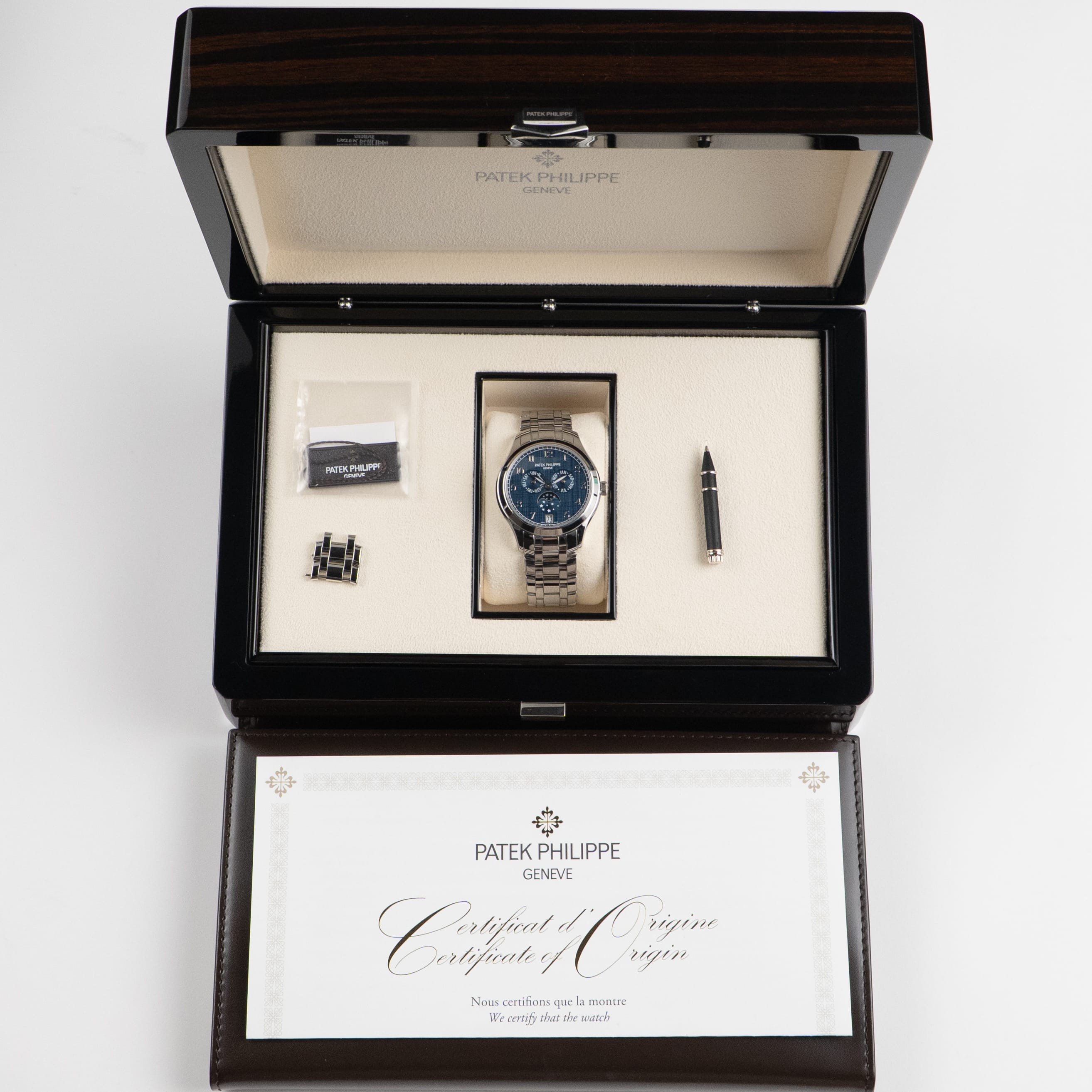 Annual Calendar Steel Blue Dial 38mm Product Image 10