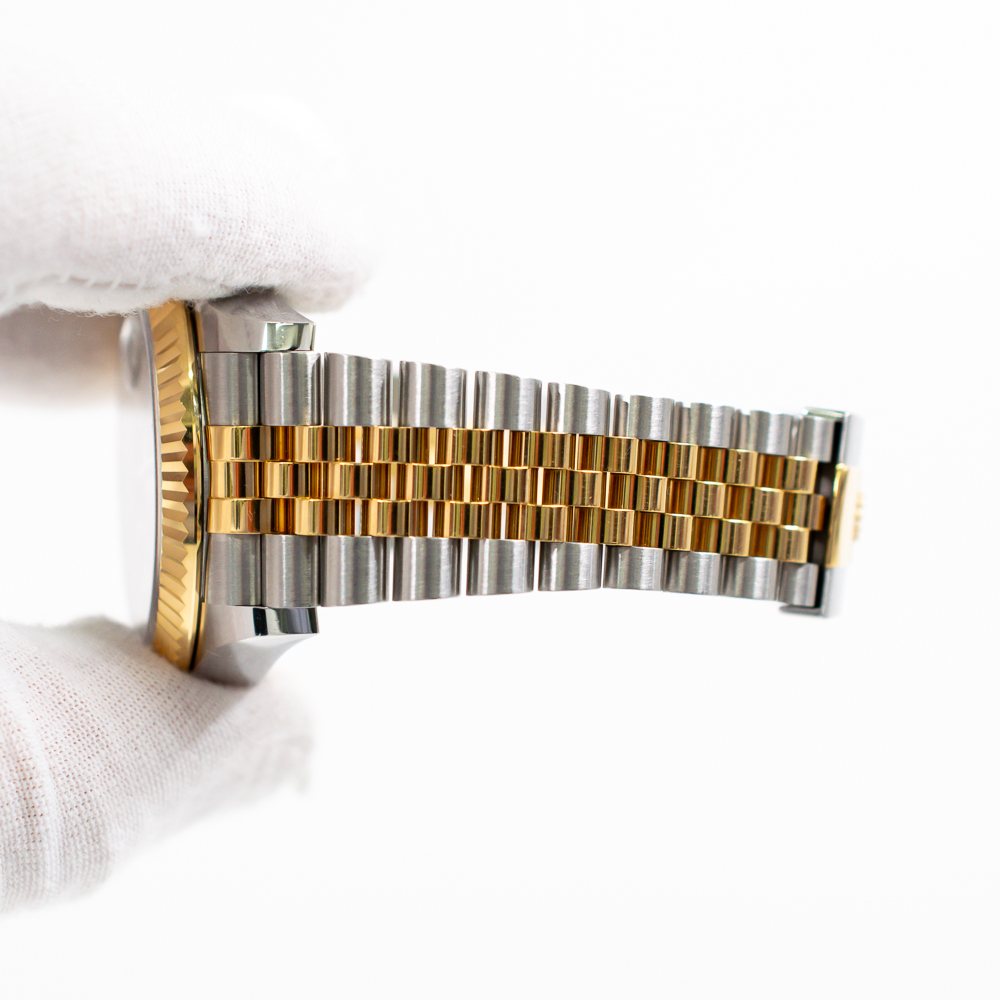 Sky-Dweller Yellow Gold & Steel Black Dial 42mm Product Image 9