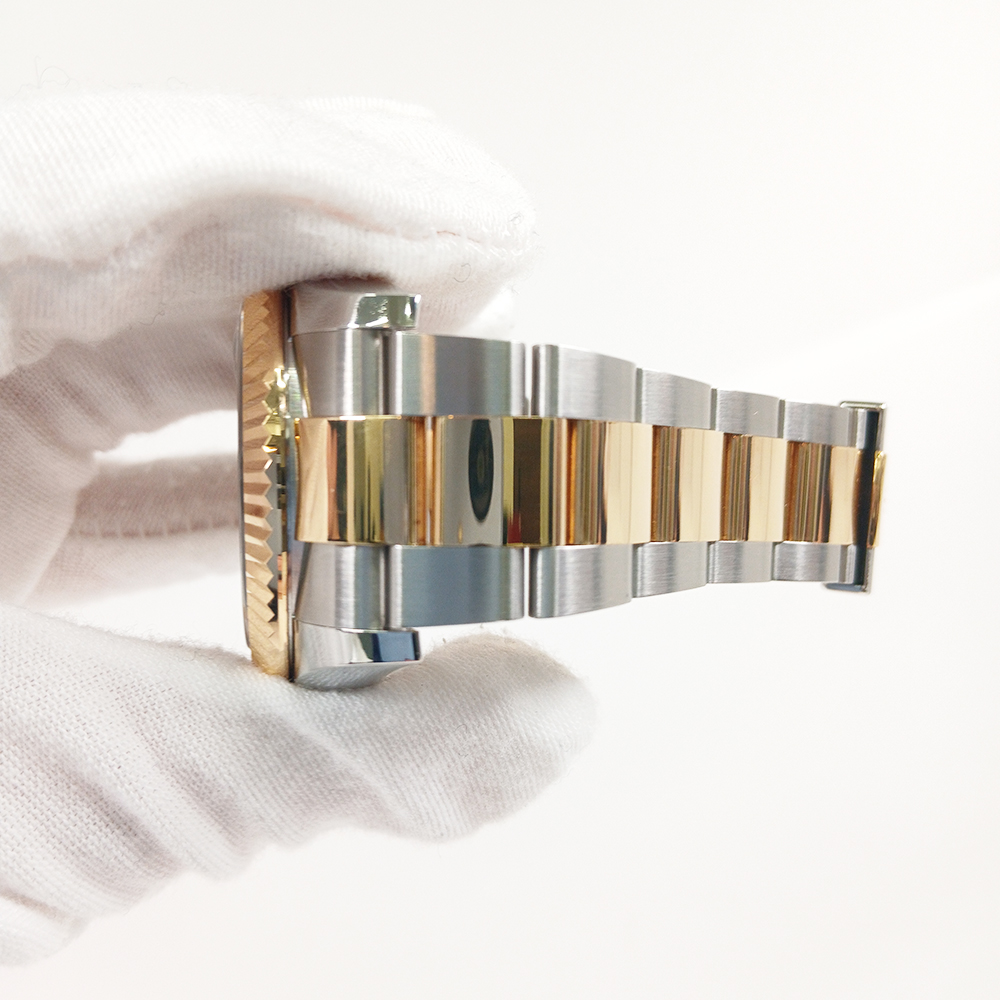 Sky-Dweller Yellow Gold & Steel White Dial 42mm Product Image 9