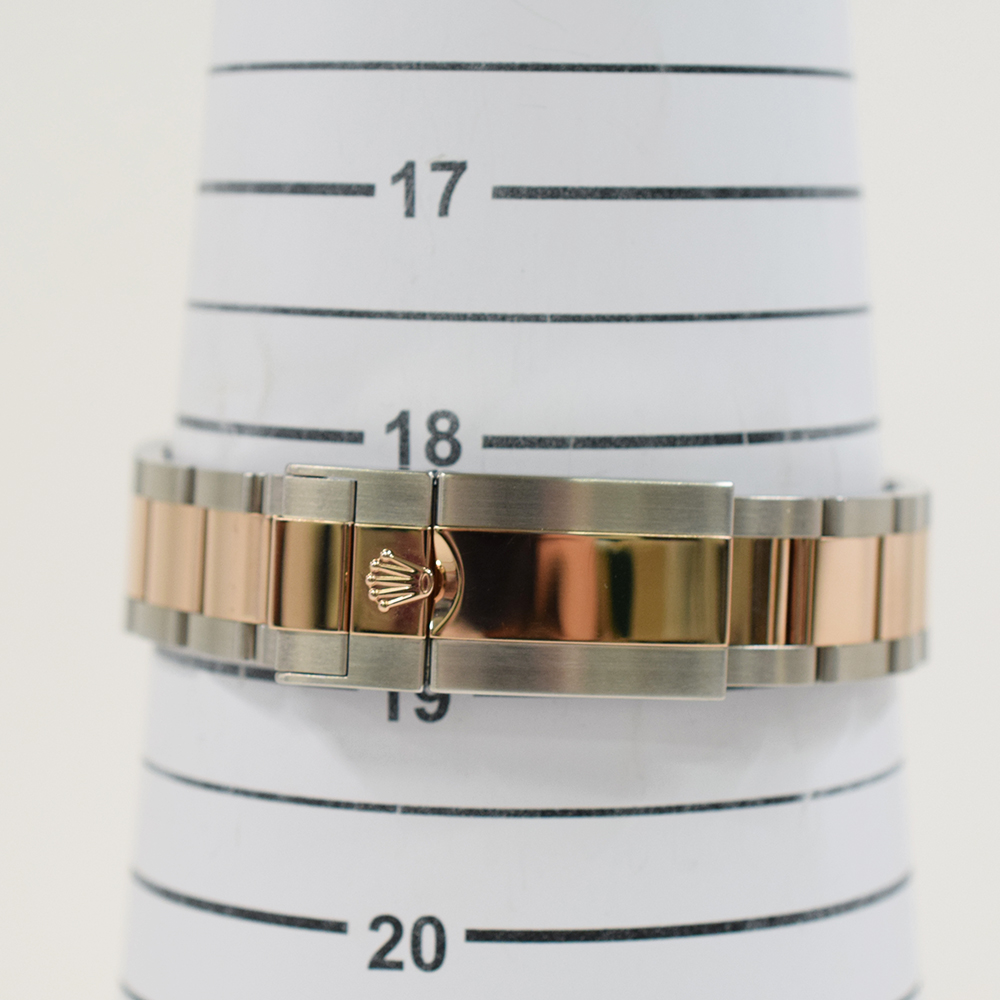 GMT-Master II "Rootbeer" Rose Gold & Steel Black Dial 40mm Product Image 8