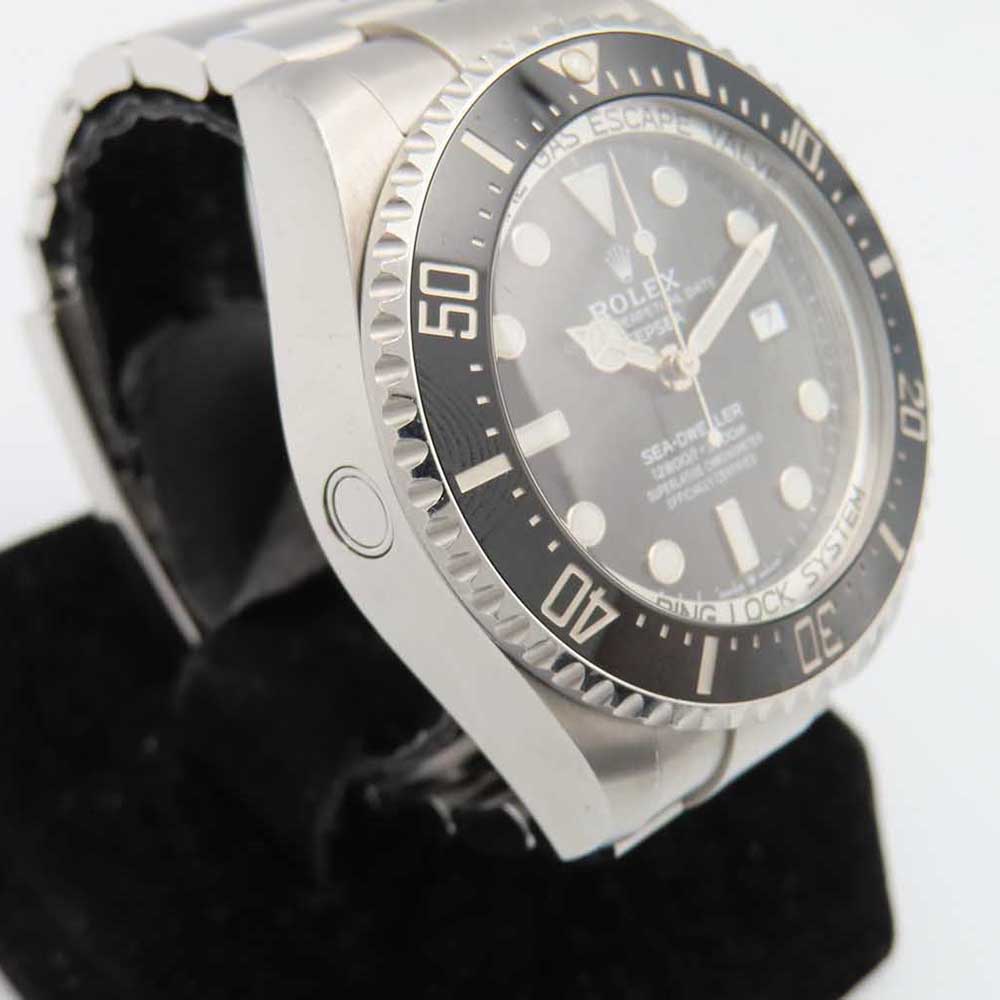Sea-Dweller Steel Black Dial 44mm Product Image 4