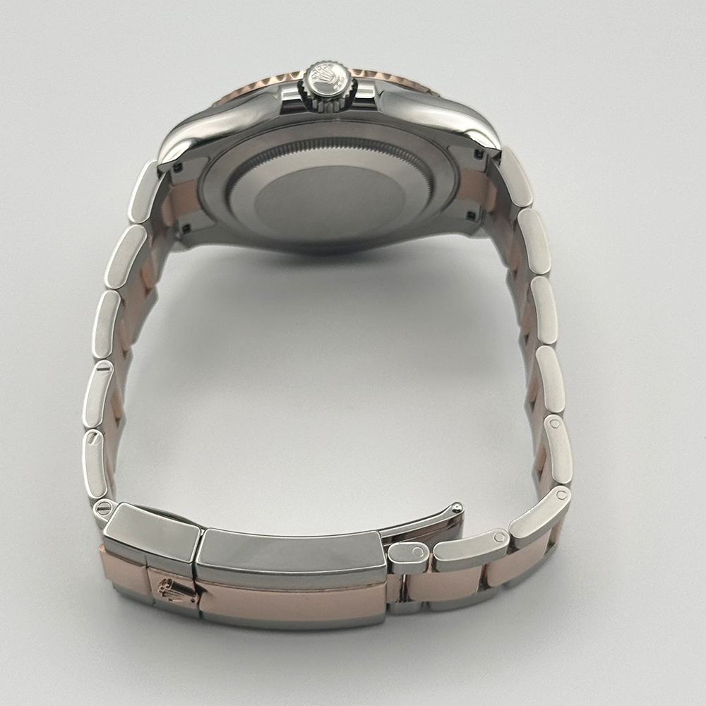 Yacht-Master Rose Gold & Steel Black Dial 40mm Product Image 3