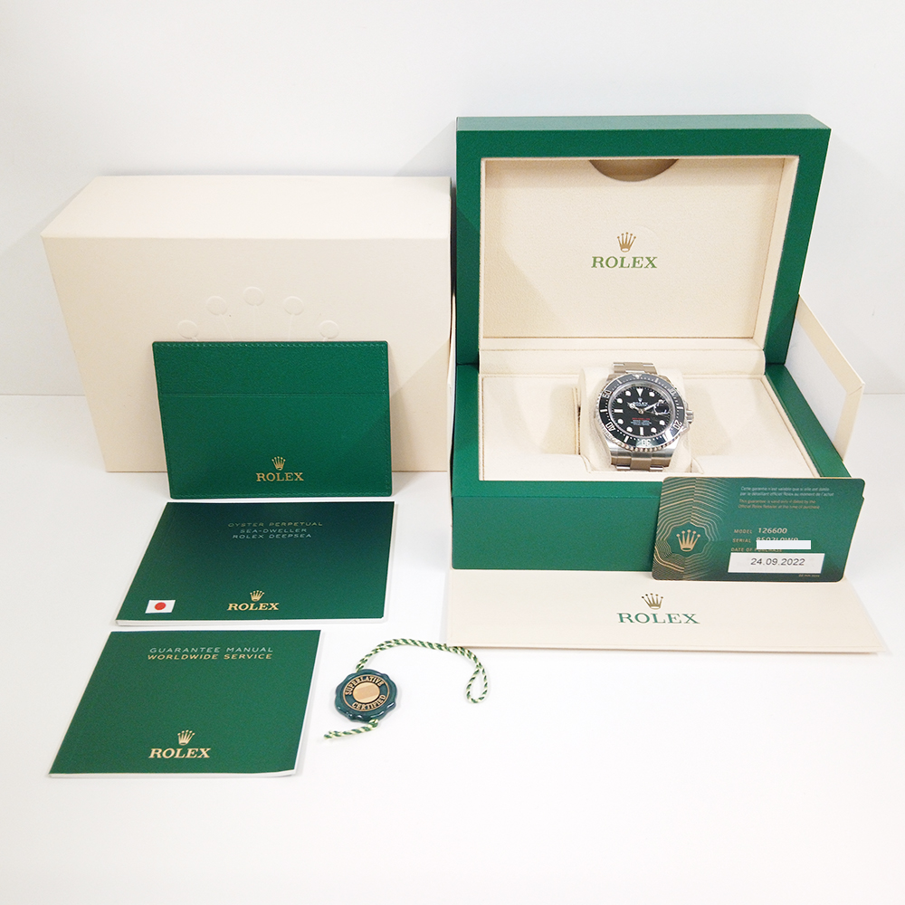 Sea-Dweller Steel Black Dial 43mm Product Image 10