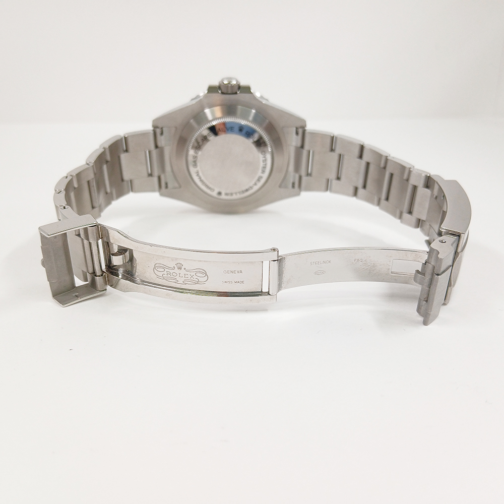 Sea-Dweller Steel Black Dial 43mm Product Image 4