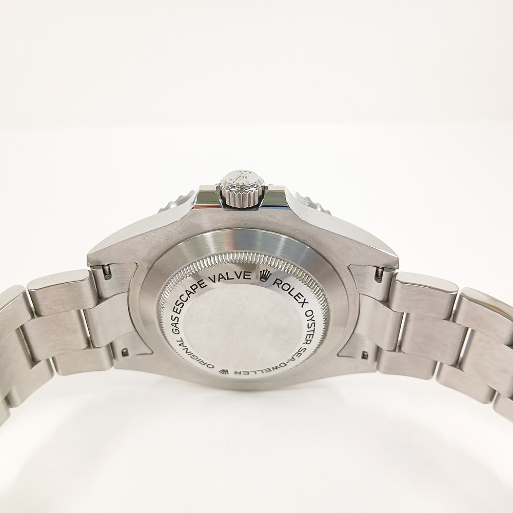 Sea-Dweller Steel Black Dial 43mm Product Image 5