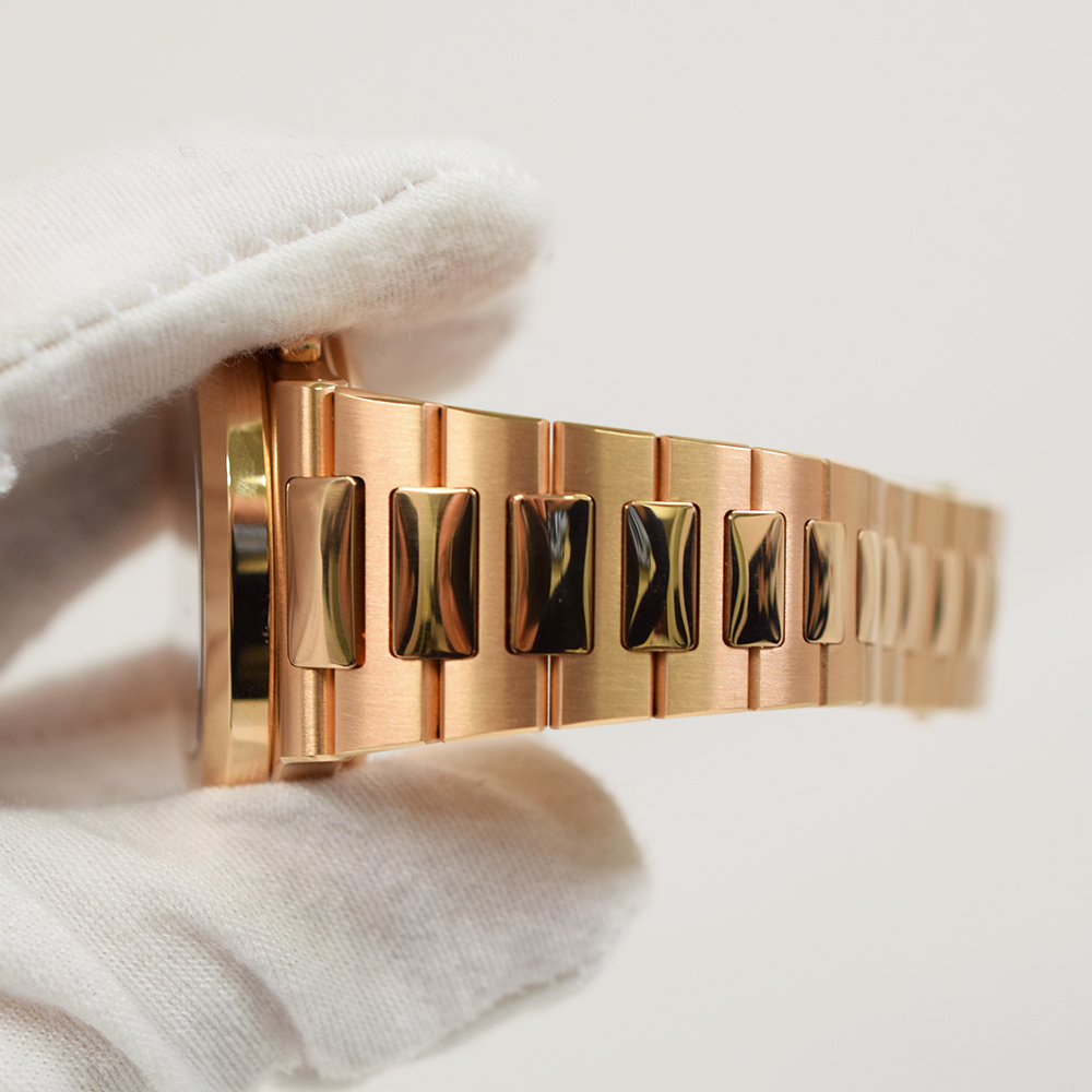 Nautilus Travel Time Rose Gold Blue Dial 40mm Product Image 9
