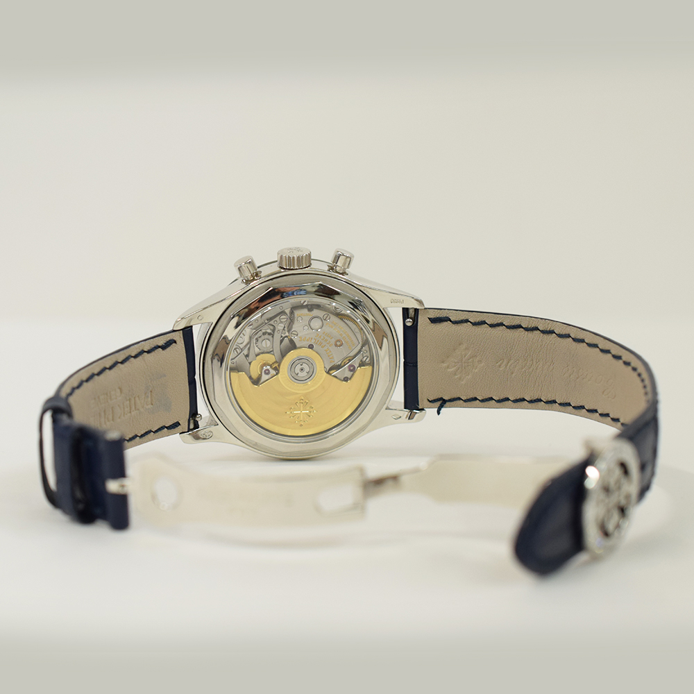 Annual Calendar Chronograph Platinum Diamond Blue Dial 40mm Product Image 5