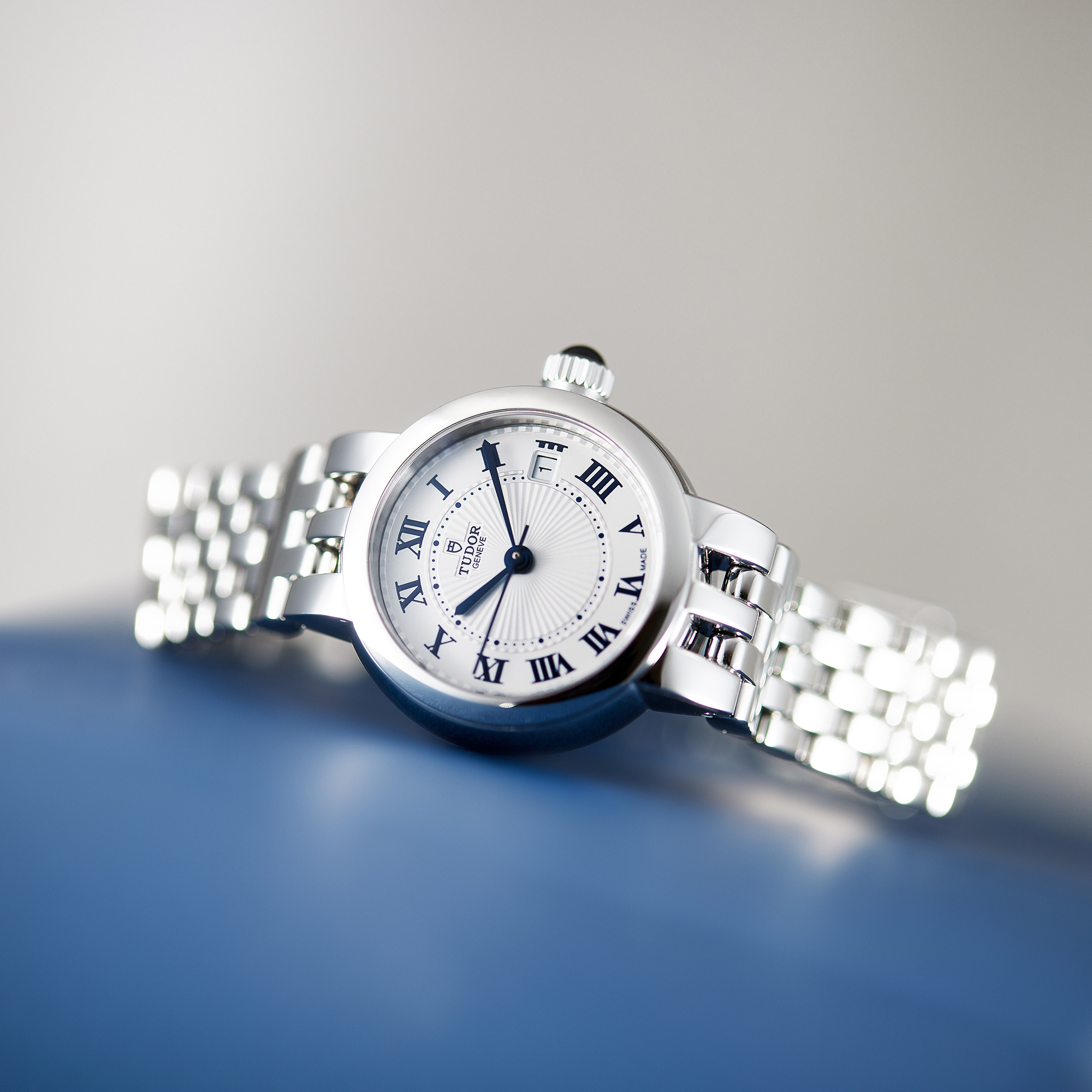 Clair de Rose Steel Silver Dial 26mm Product Image 10