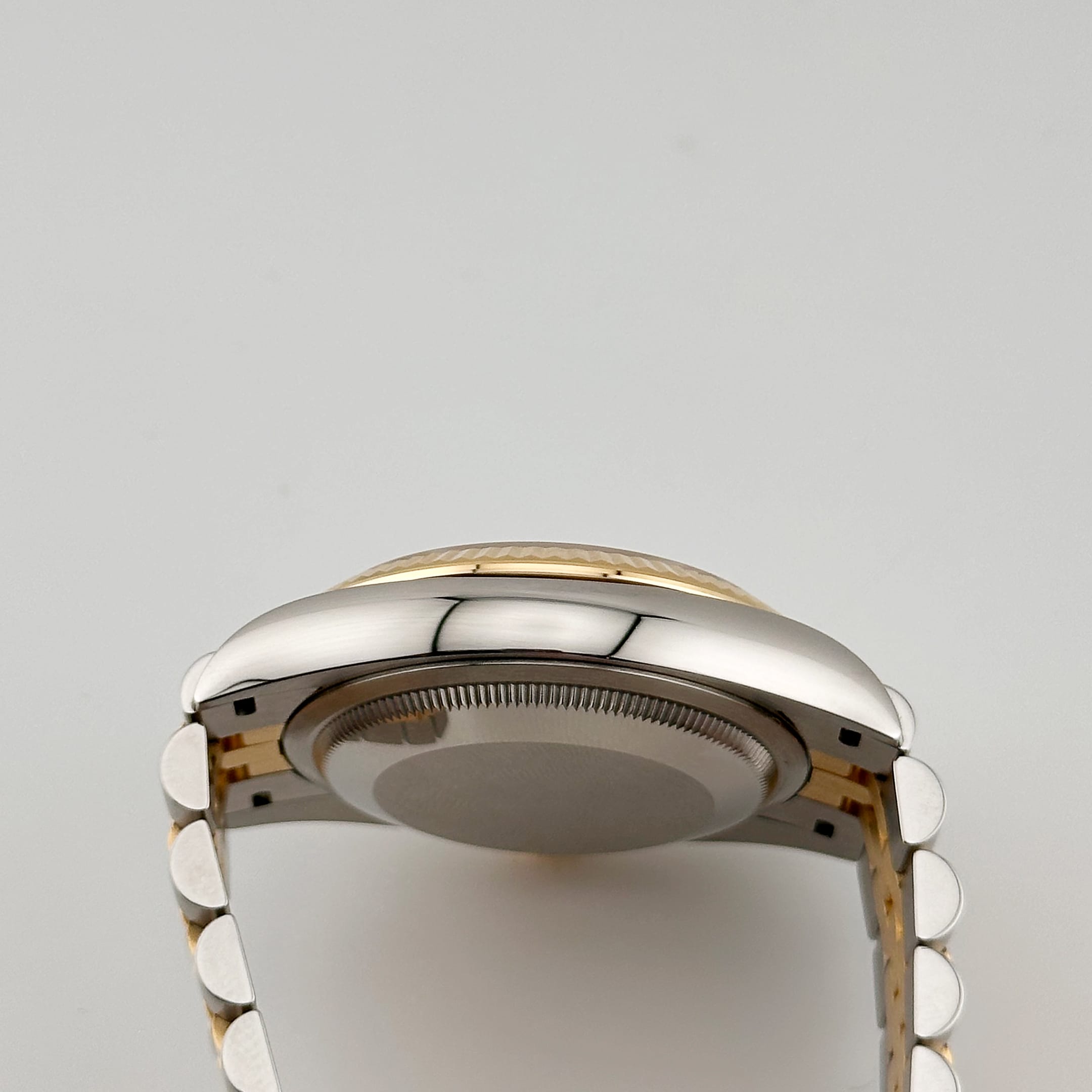 Datejust "Wimbledon" Yellow Gold & Steel Jubilee Grey Dial 36mm Product Image 3