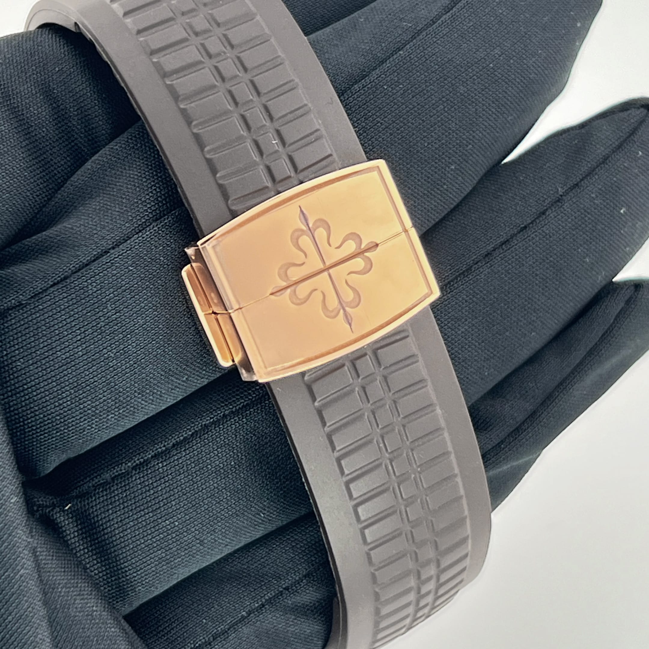 Aquanaut Chronograph Rose Gold Brown Dial 42mm Product Image 10