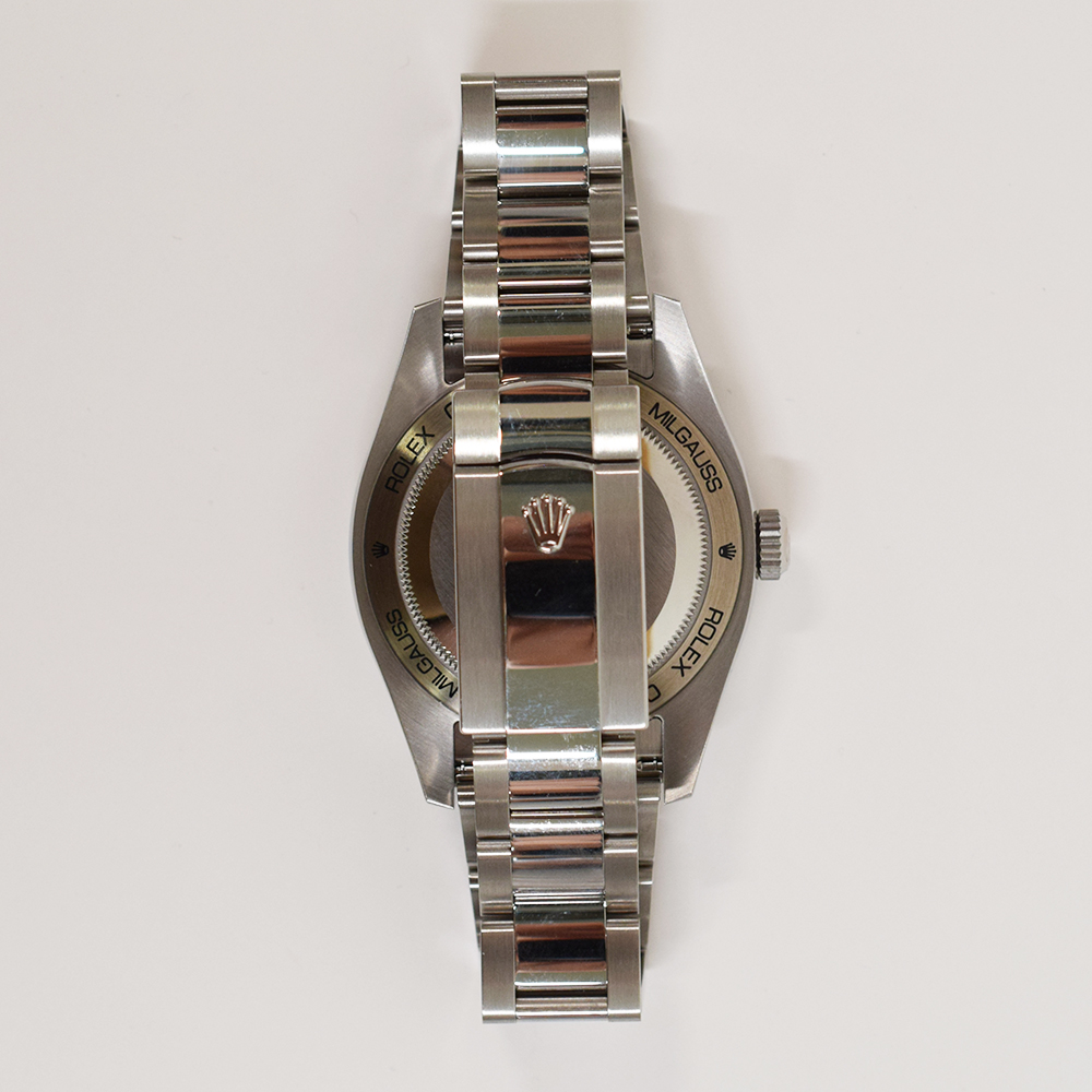 Milgauss GV Steel Z-Blue Dial 40mm Product Image 7