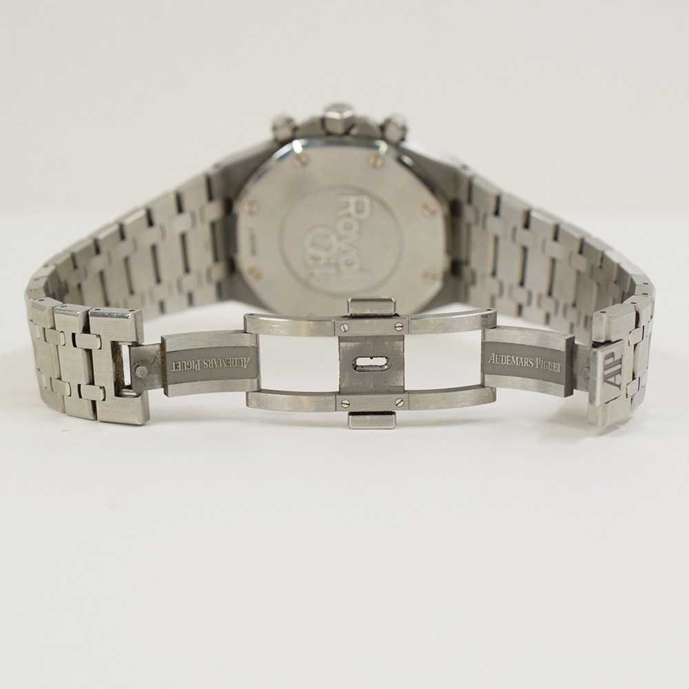 Royal Oak Selfwinding Chronograph Steel Black Dial 41mm Product Image 4