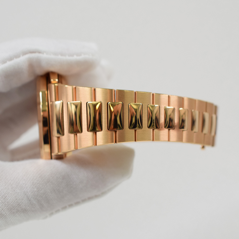 Nautilus Chronograph Rose Gold Black Dial 40mm Product Image 9