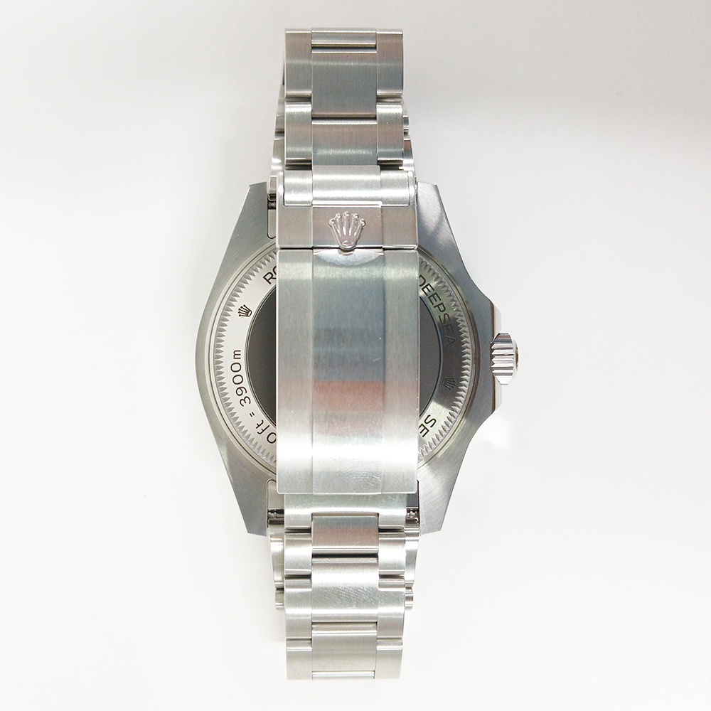 Sea-Dweller Deepsea D-Blue Titanium & Steel Blue Dial 44mm Product Image 7