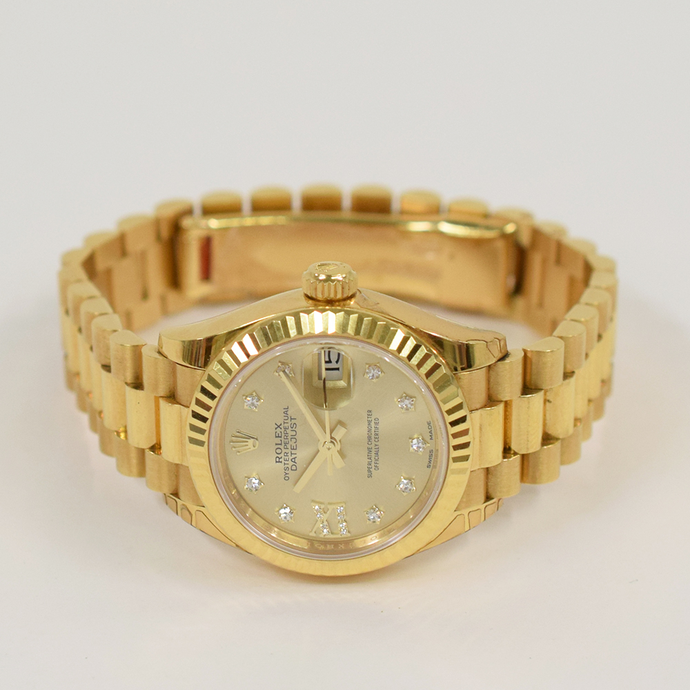 Lady-Datejust Yellow Gold Champagne Dial 28mm Product Image 3