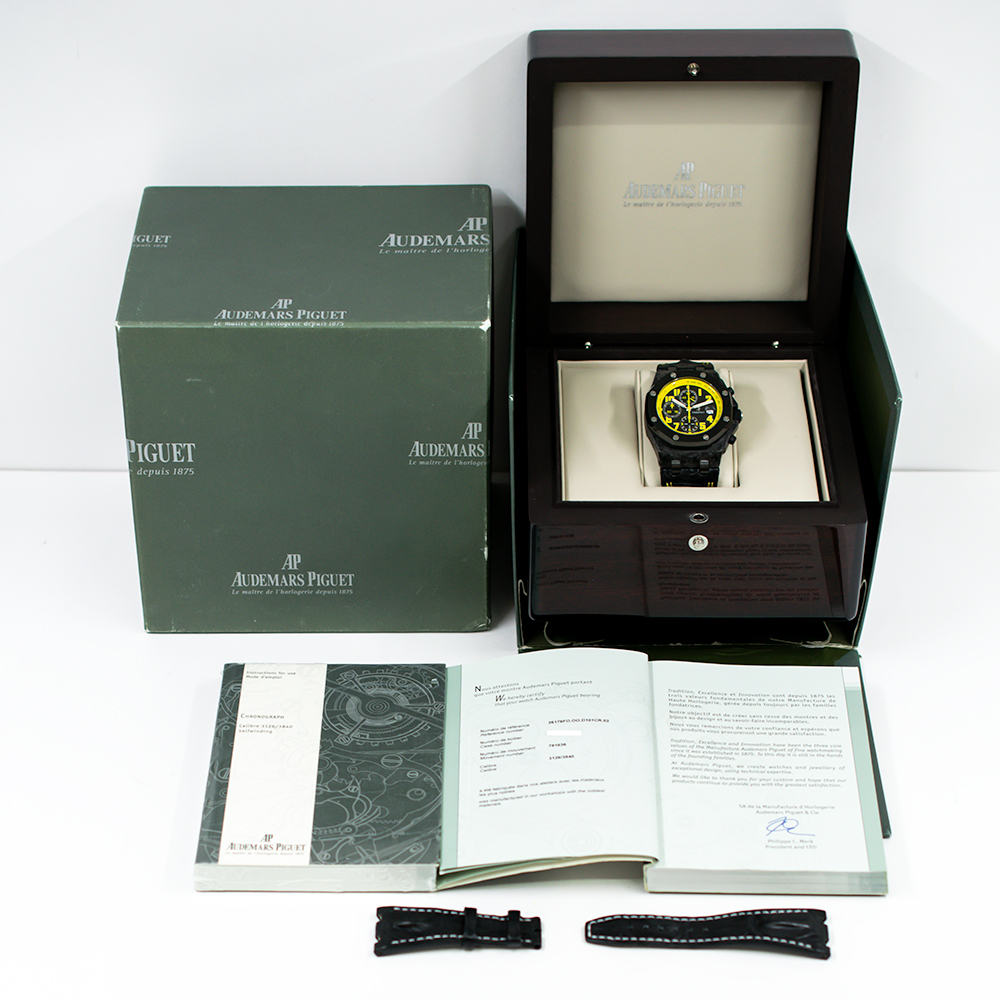 Royal Oak Offshore "Bumble Bee" Carbon Black Dial 42mm Product Image 10