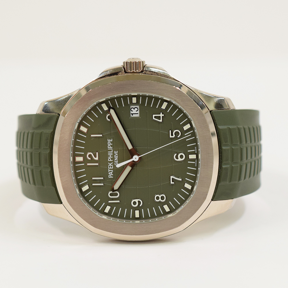 Aquanaut White Gold Green Dial 42mm Product Image 2