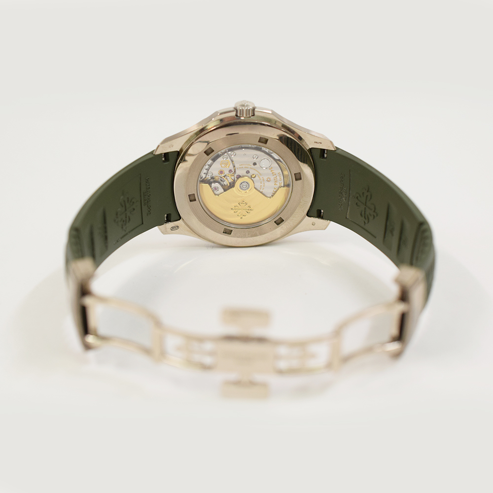 Aquanaut White Gold Green Dial 42mm Product Image 5