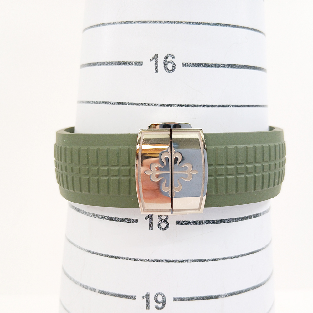 Aquanaut White Gold Green Dial 42mm Product Image 7