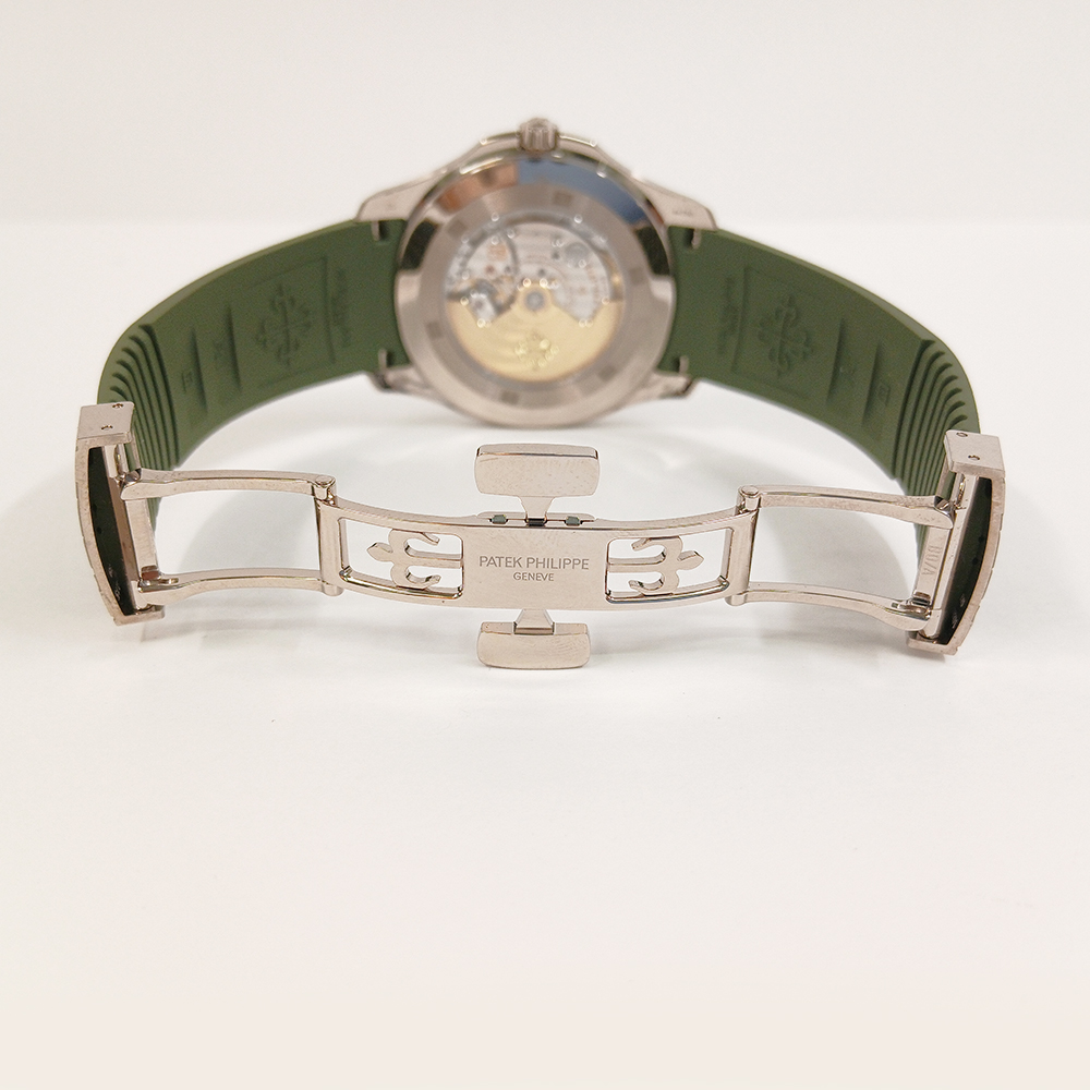 Aquanaut White Gold Green Dial 42mm Product Image 3