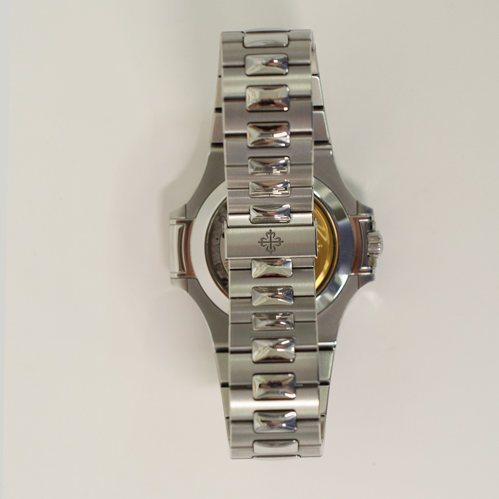 Nautilus Annual Calendar Steel Blue Dial 40mm (Cal. 324) Product Image 8