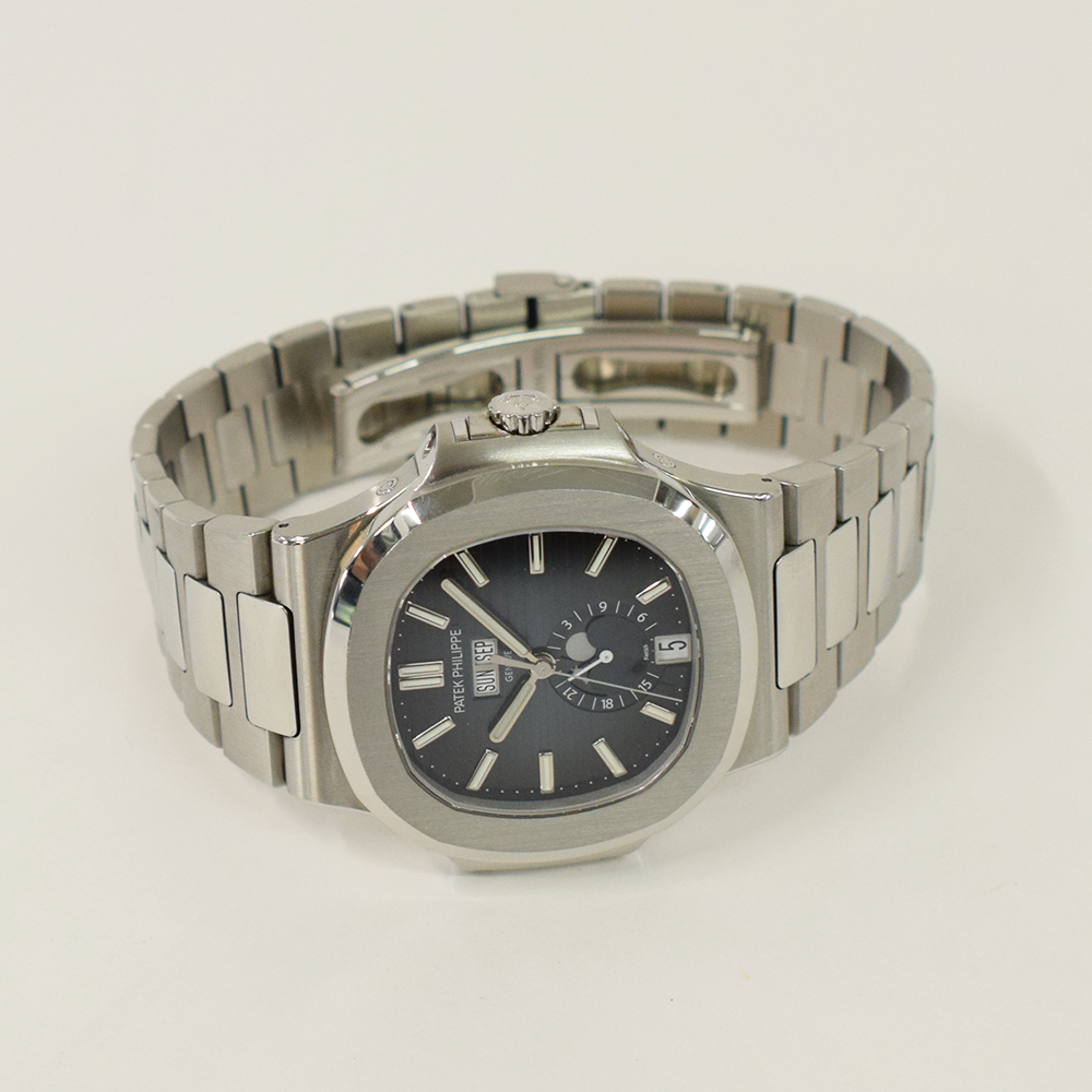 Nautilus Annual Calendar Steel Blue Dial 40mm (Cal. 324) Product Image 4
