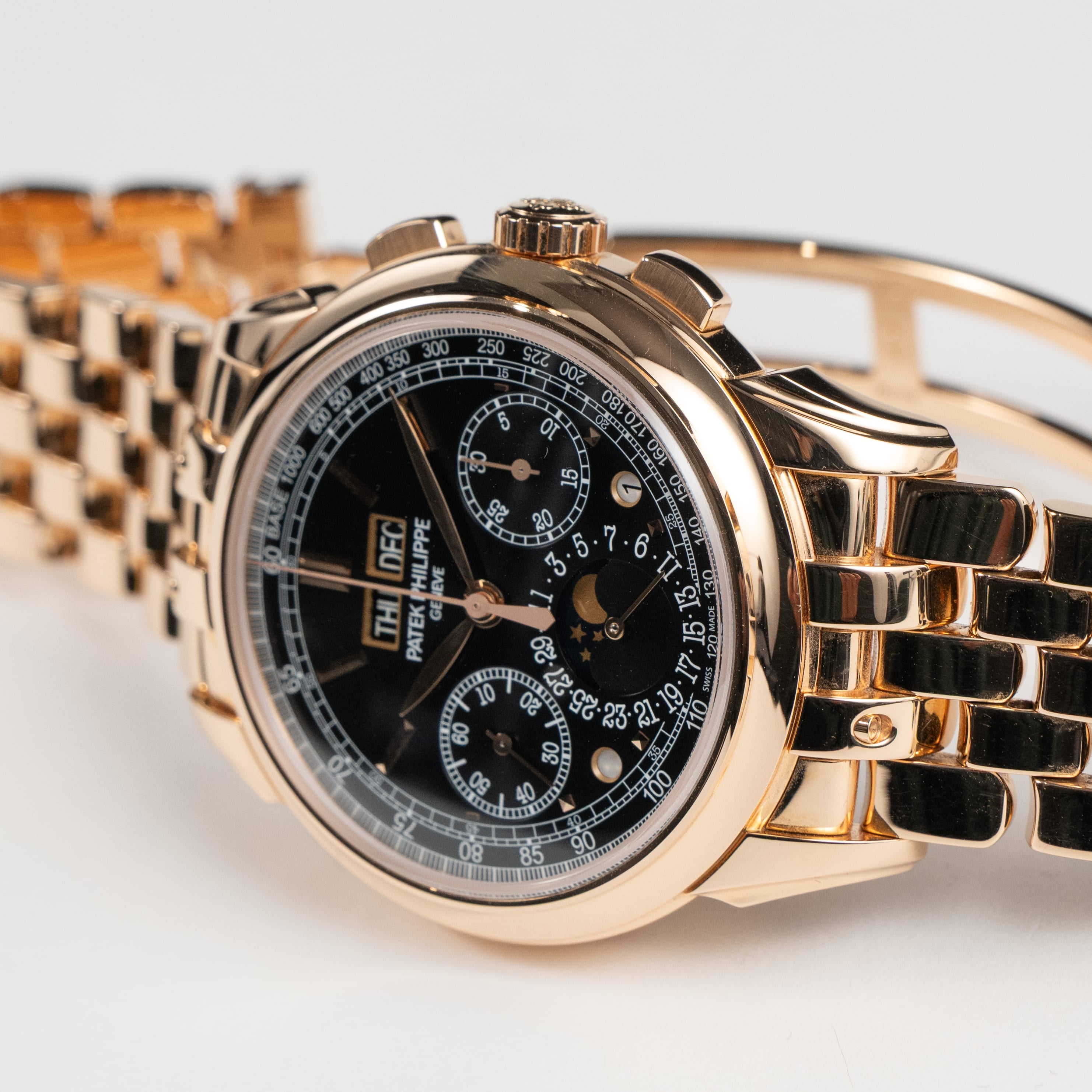 Perpetual Calendar Chronograph Rose Gold Black Dial 41mm Product Image 4