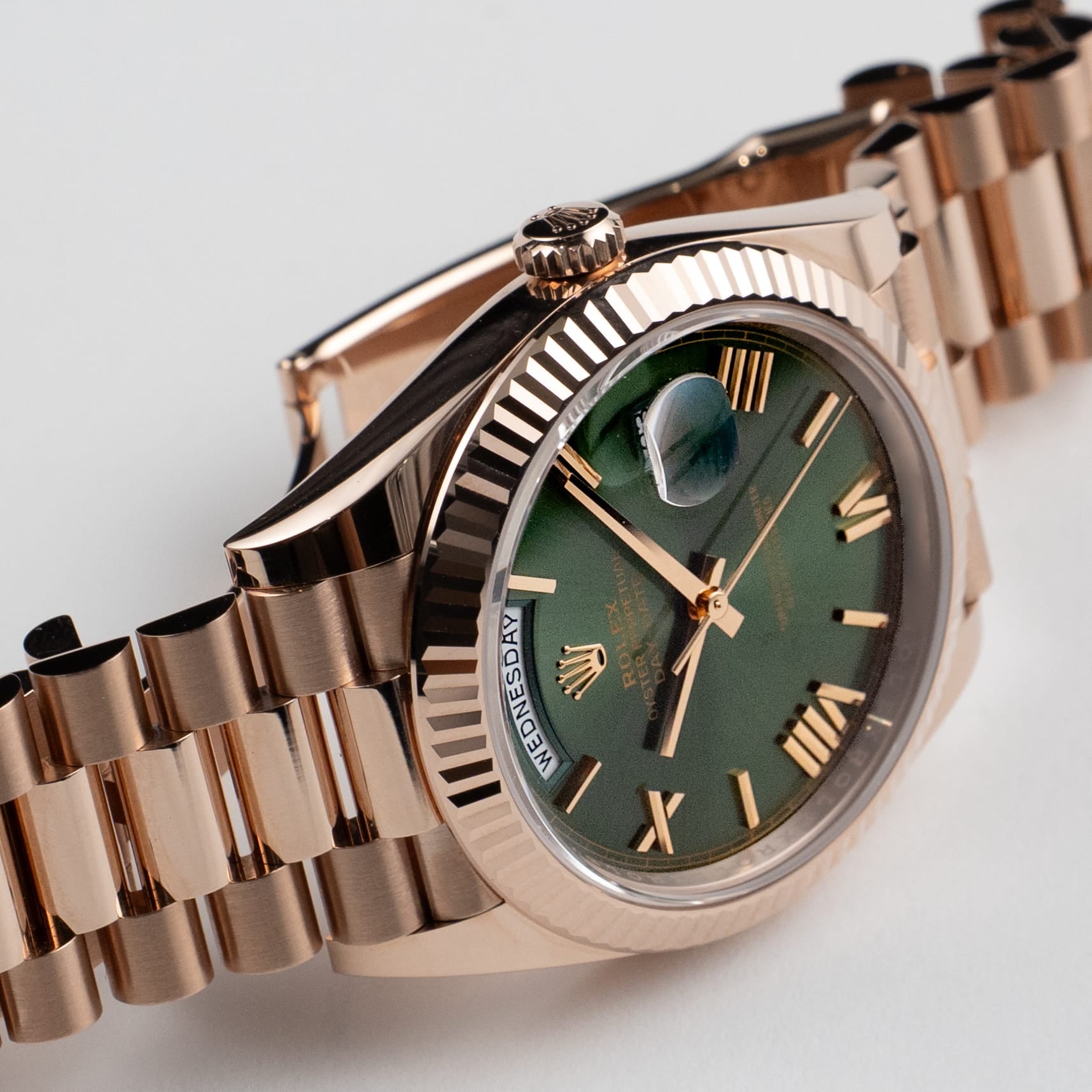 Day-Date Rose Gold Olive Dial 40mm Product Image 3