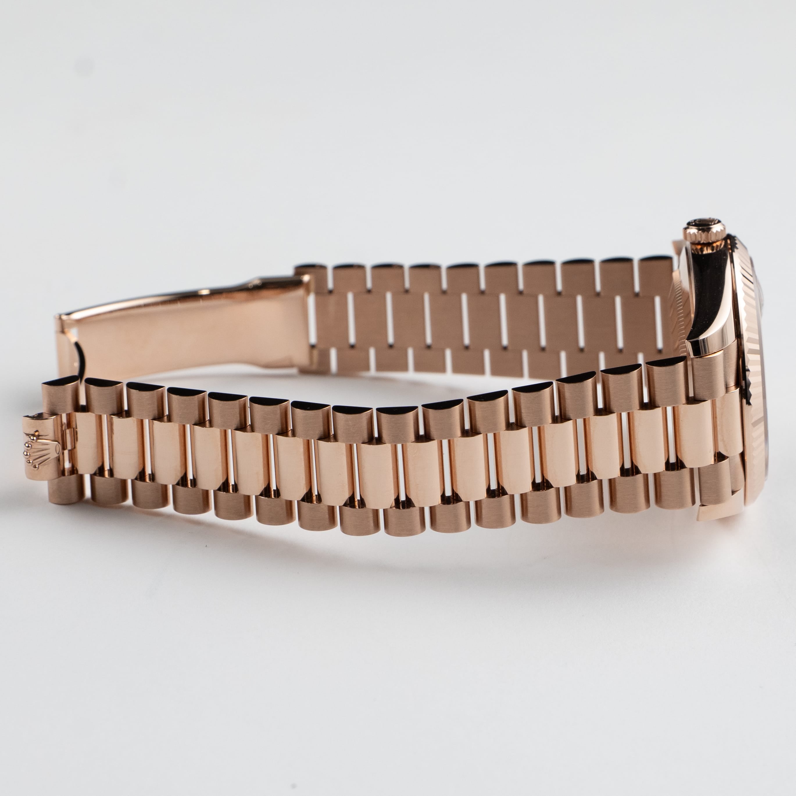 Day-Date Rose Gold Olive Dial 40mm Product Image 4