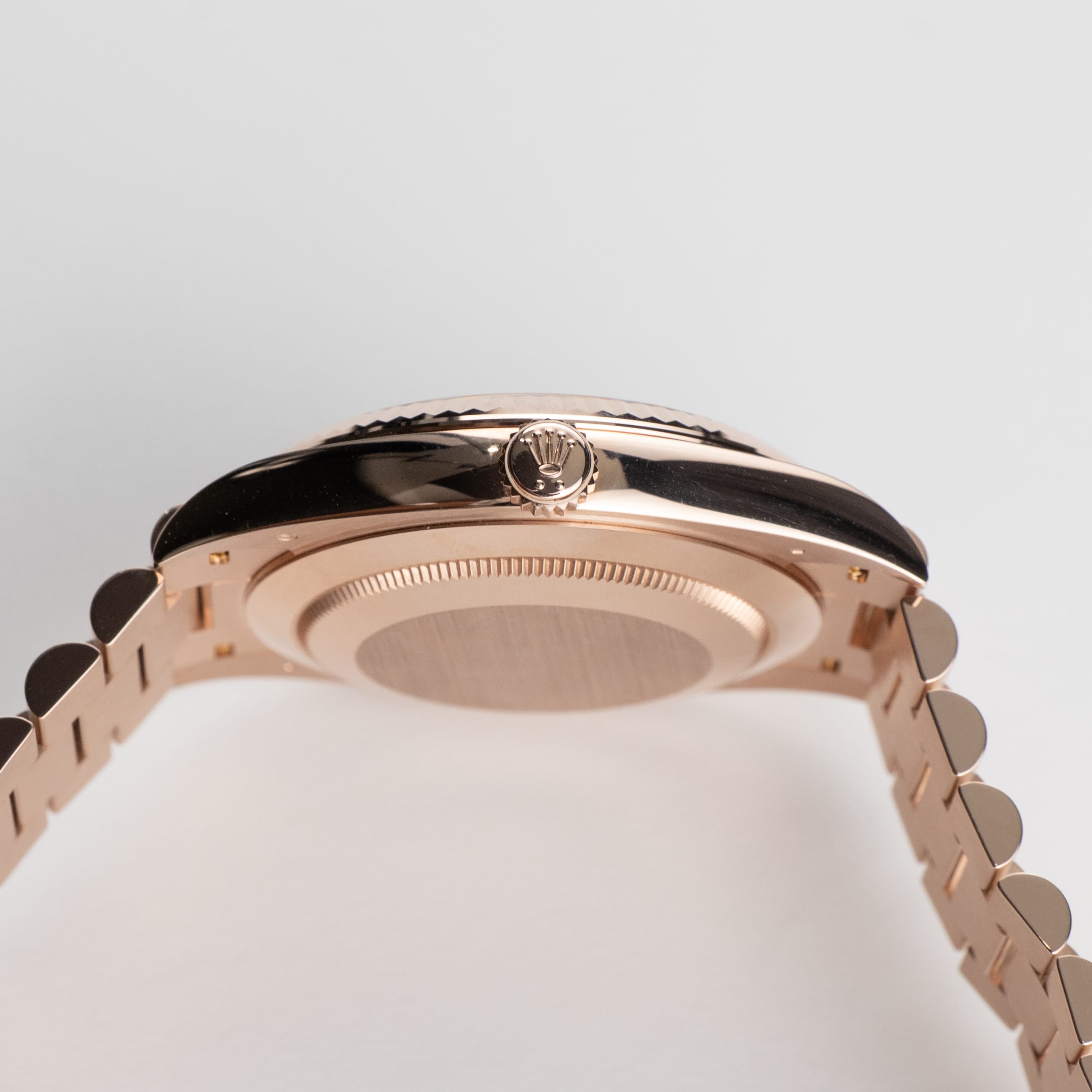 Day-Date Rose Gold Olive Dial 40mm Product Image 6