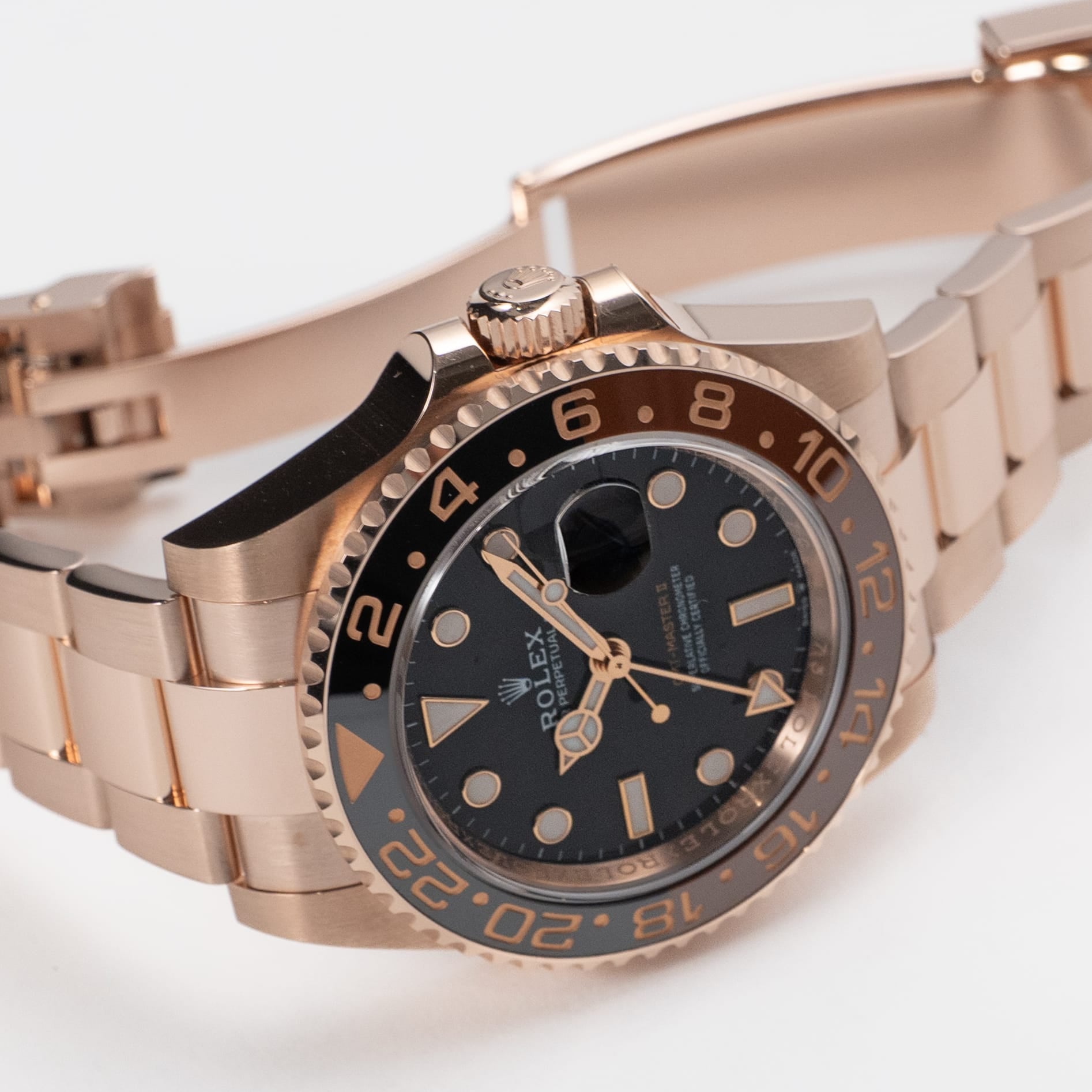 GMT-Master II "Rootbeer" Rose Gold Black Dial 40mm Product Image 3