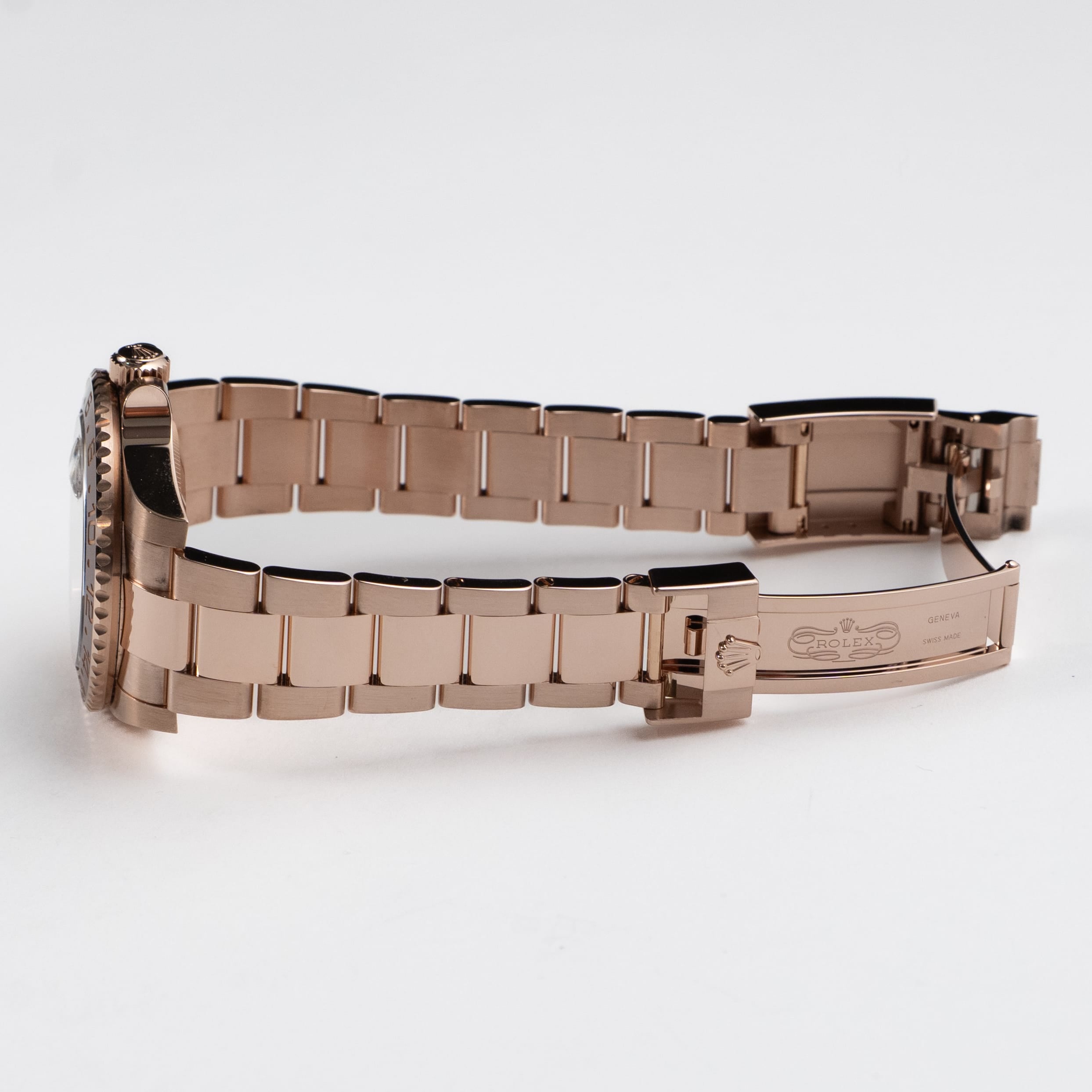 GMT-Master II "Rootbeer" Rose Gold Black Dial 40mm Product Image 4