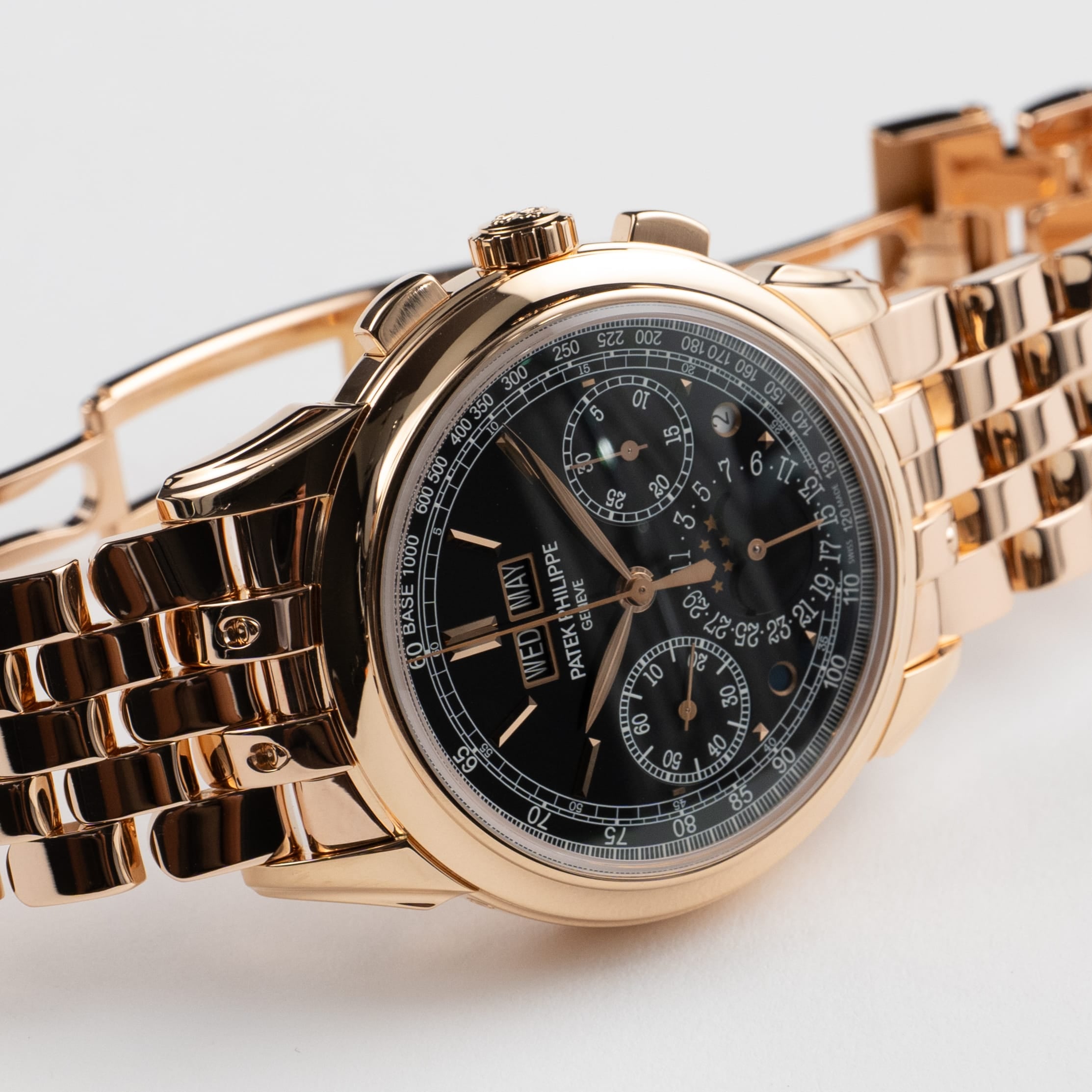 Perpetual Calendar Chronograph Rose Gold Black Dial 41mm Product Image 3