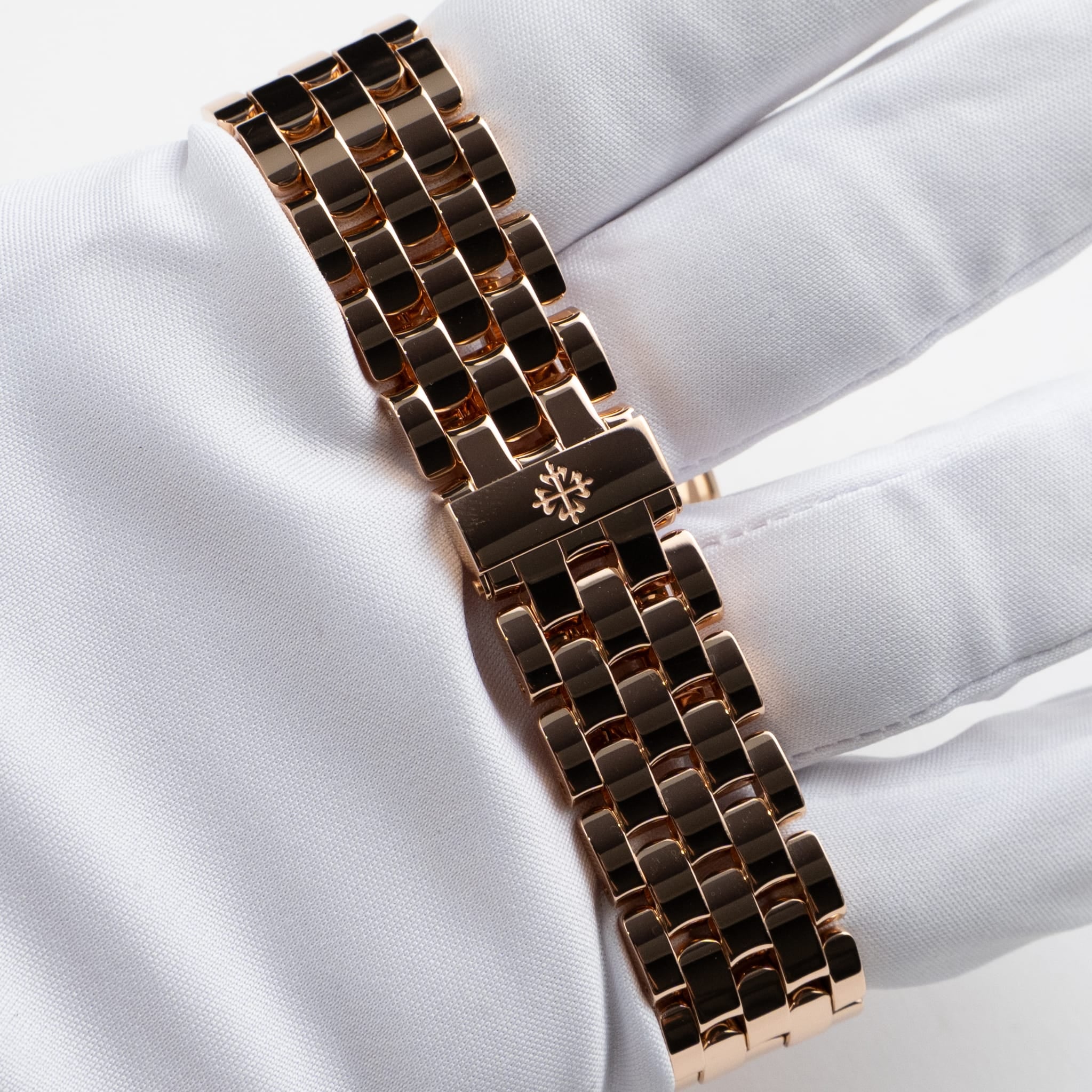 Perpetual Calendar Chronograph Rose Gold Black Dial 41mm Product Image 9